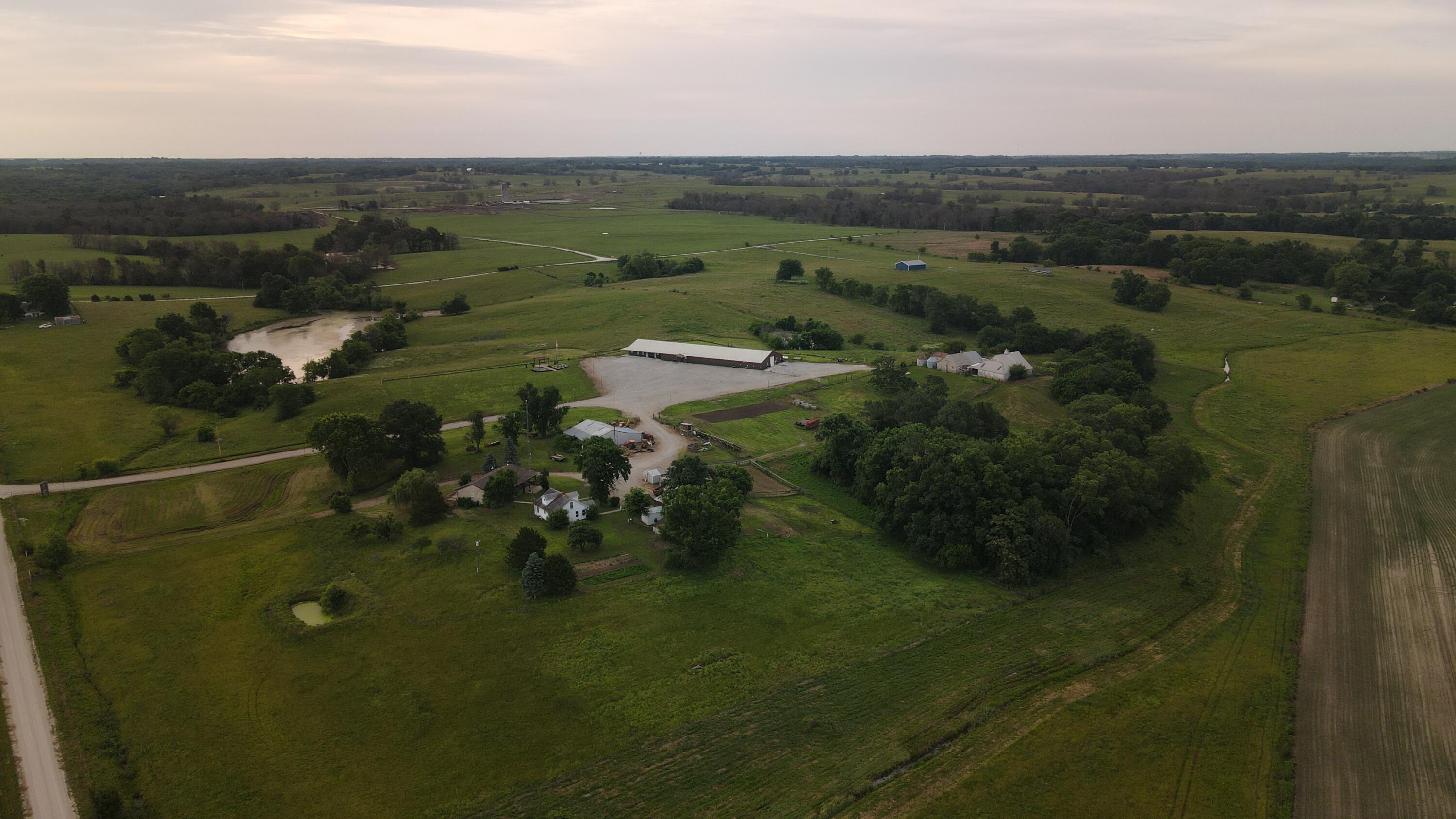 main property photo 3