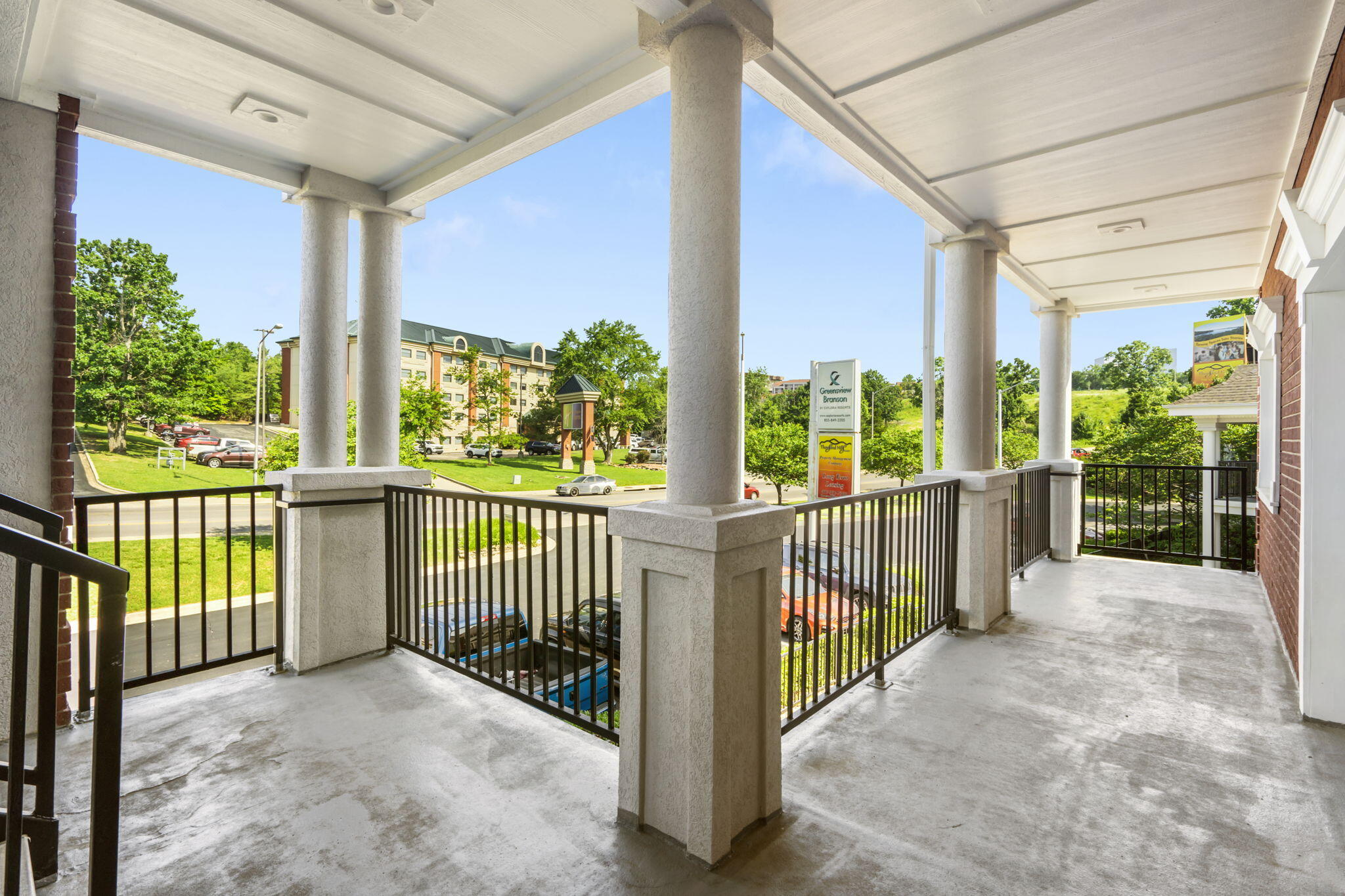 main property photo 9