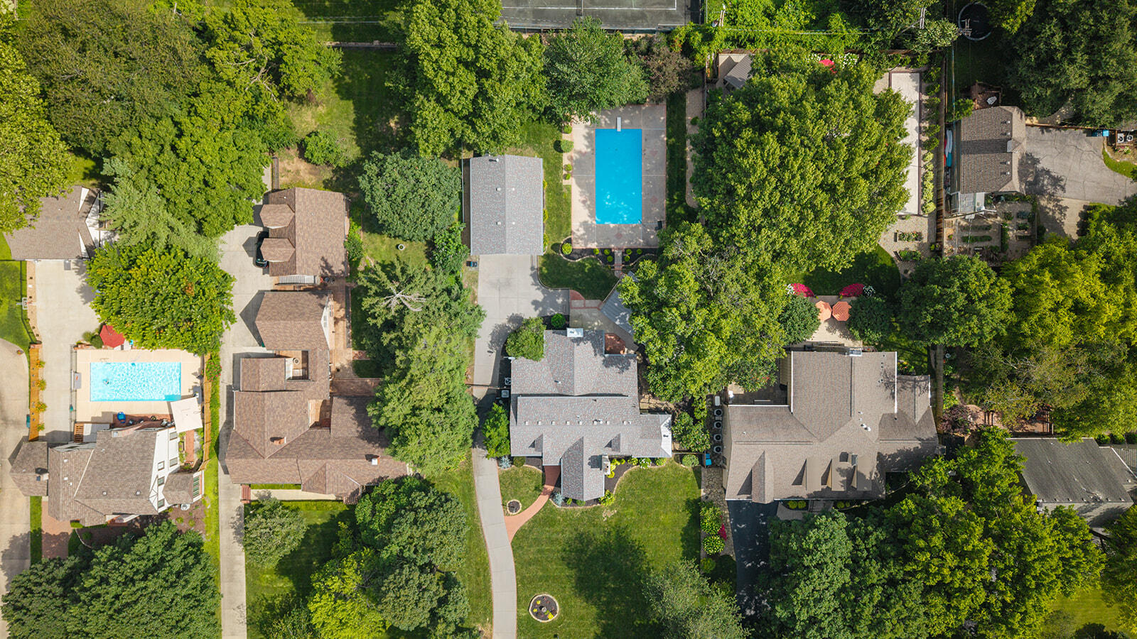 main property photo 70