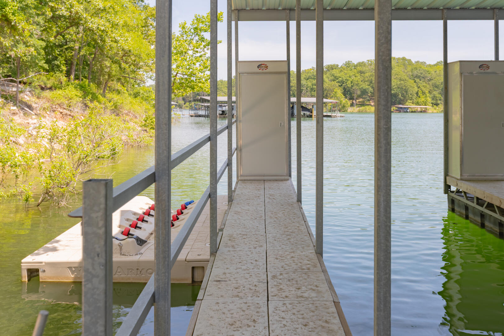 main property photo 31