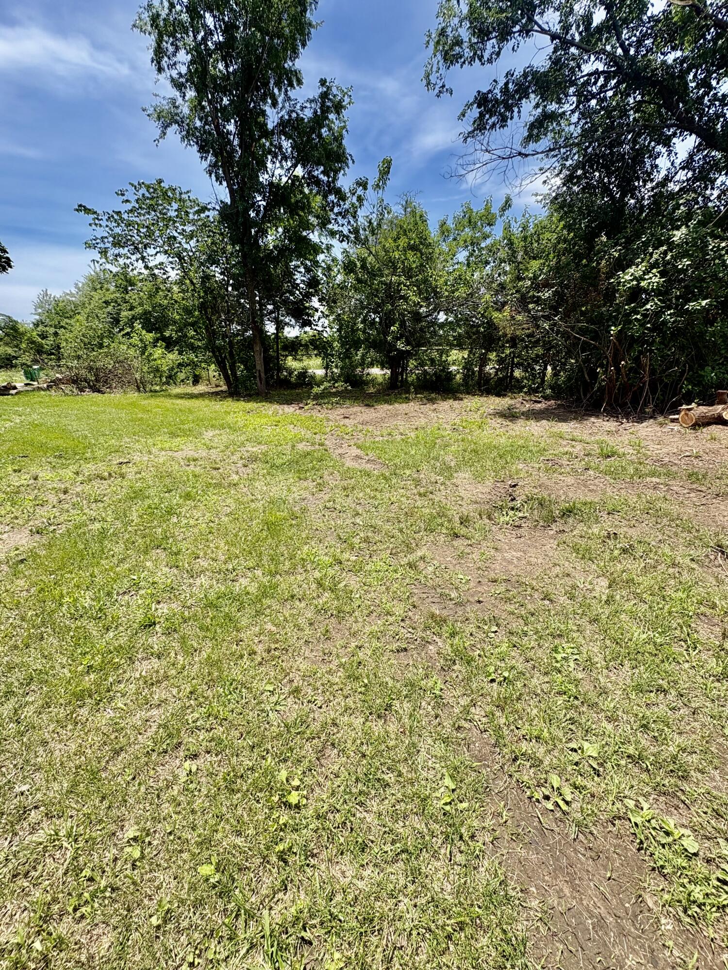 main property photo 45