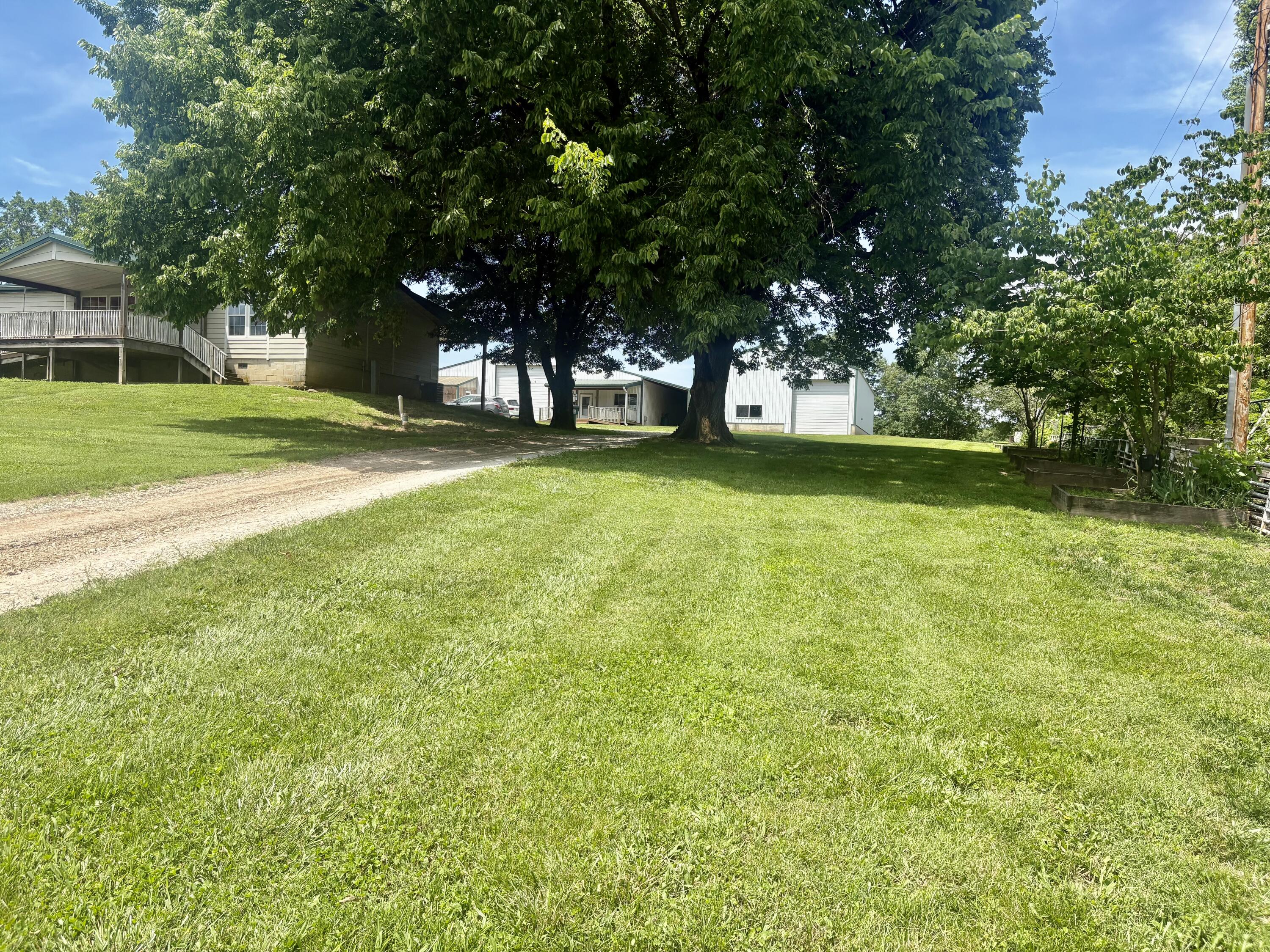 main property photo 8