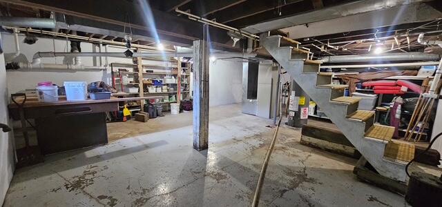 main property photo 39