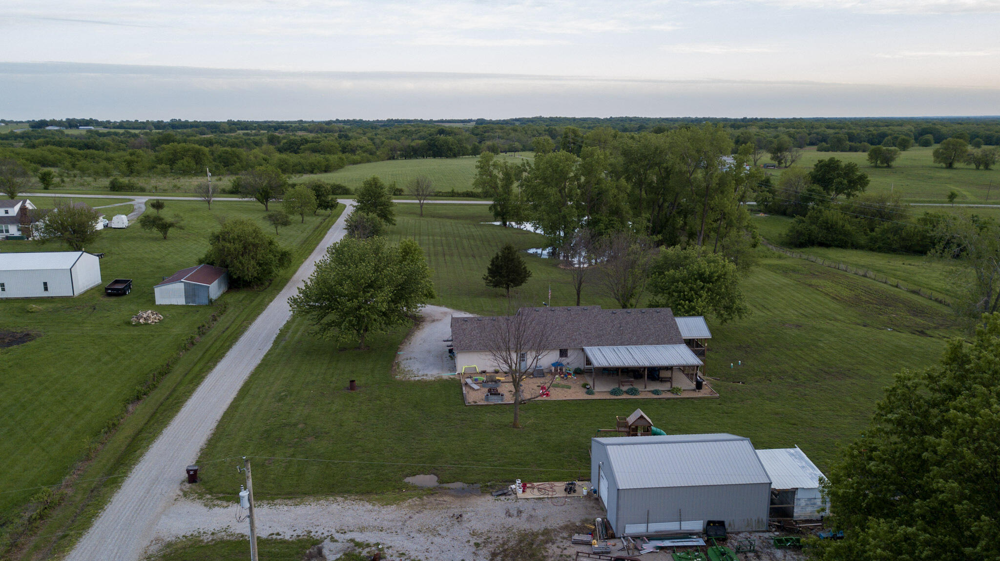 main property photo 36