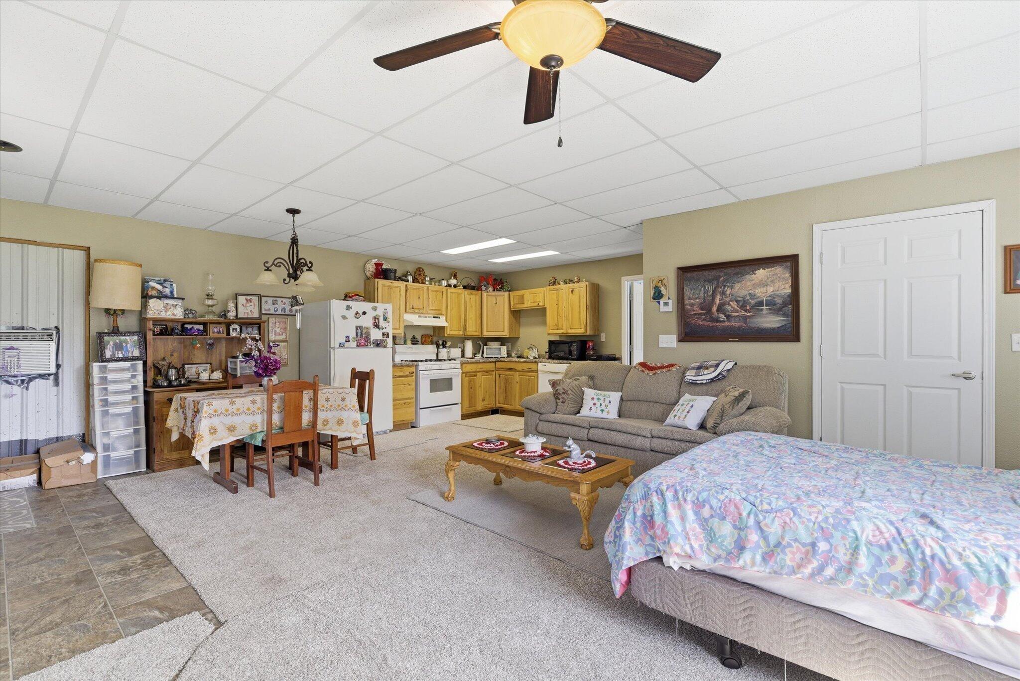 main property photo 88
