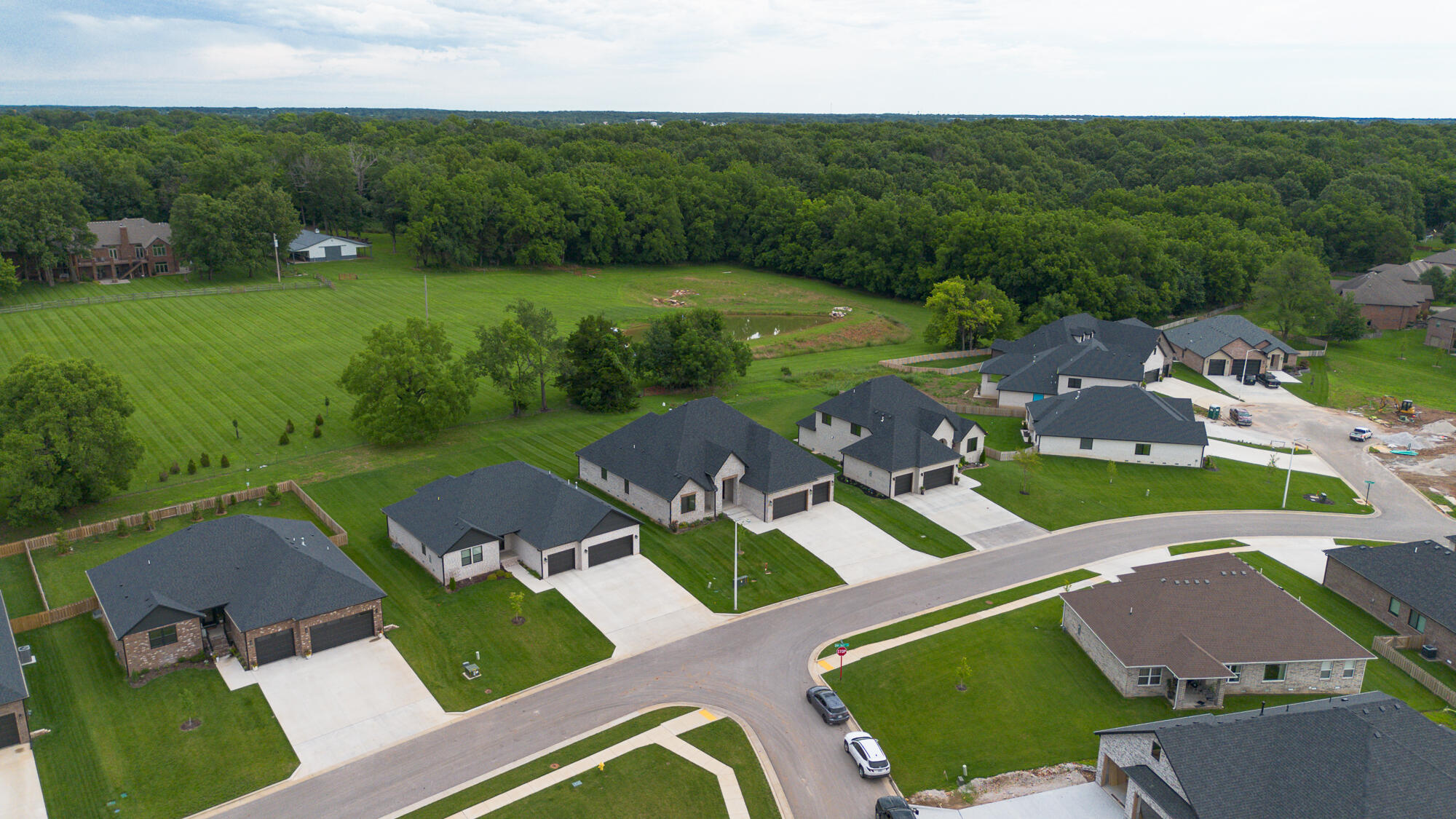 main property photo 37