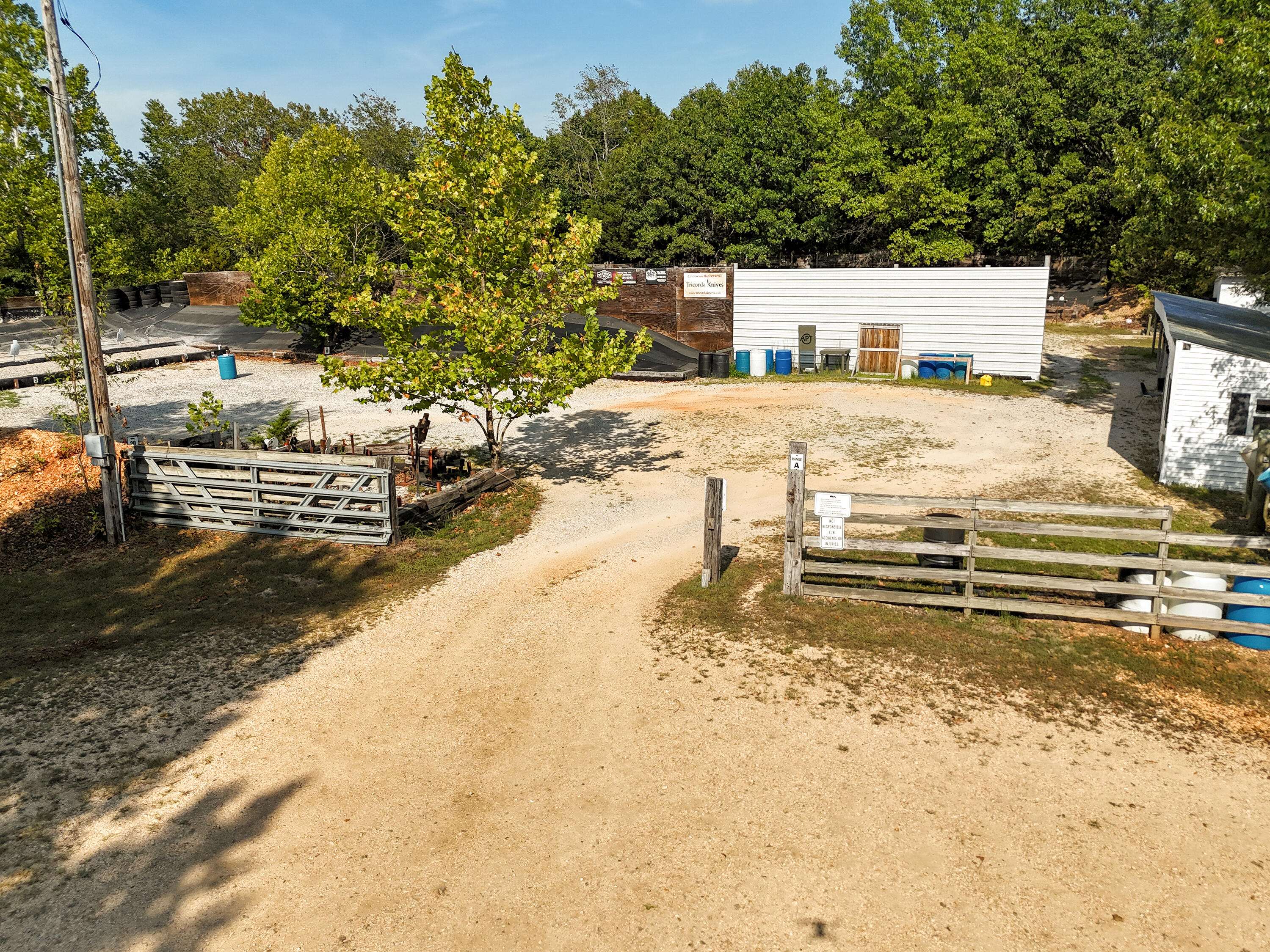 main property photo 40