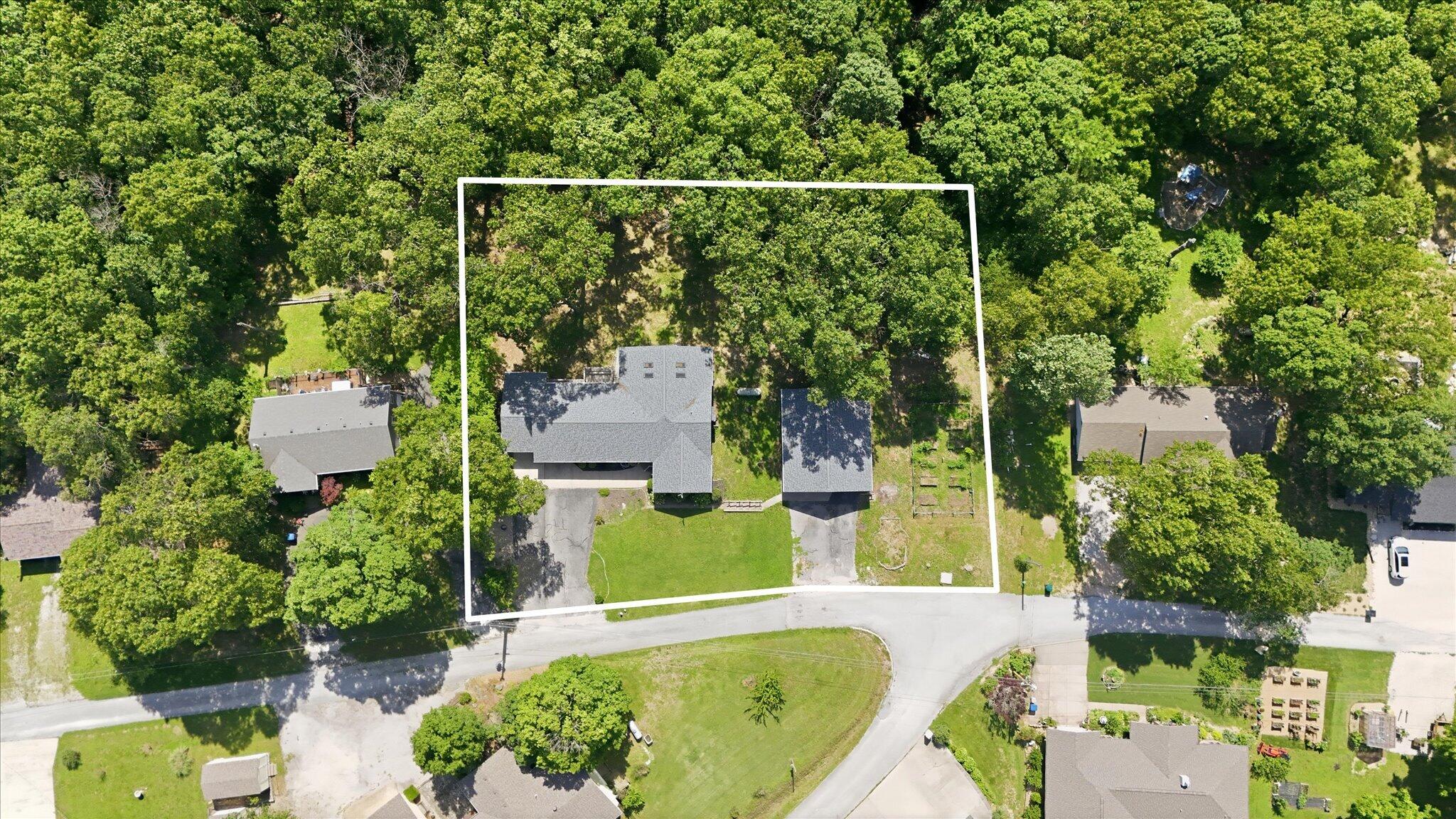main property photo 34