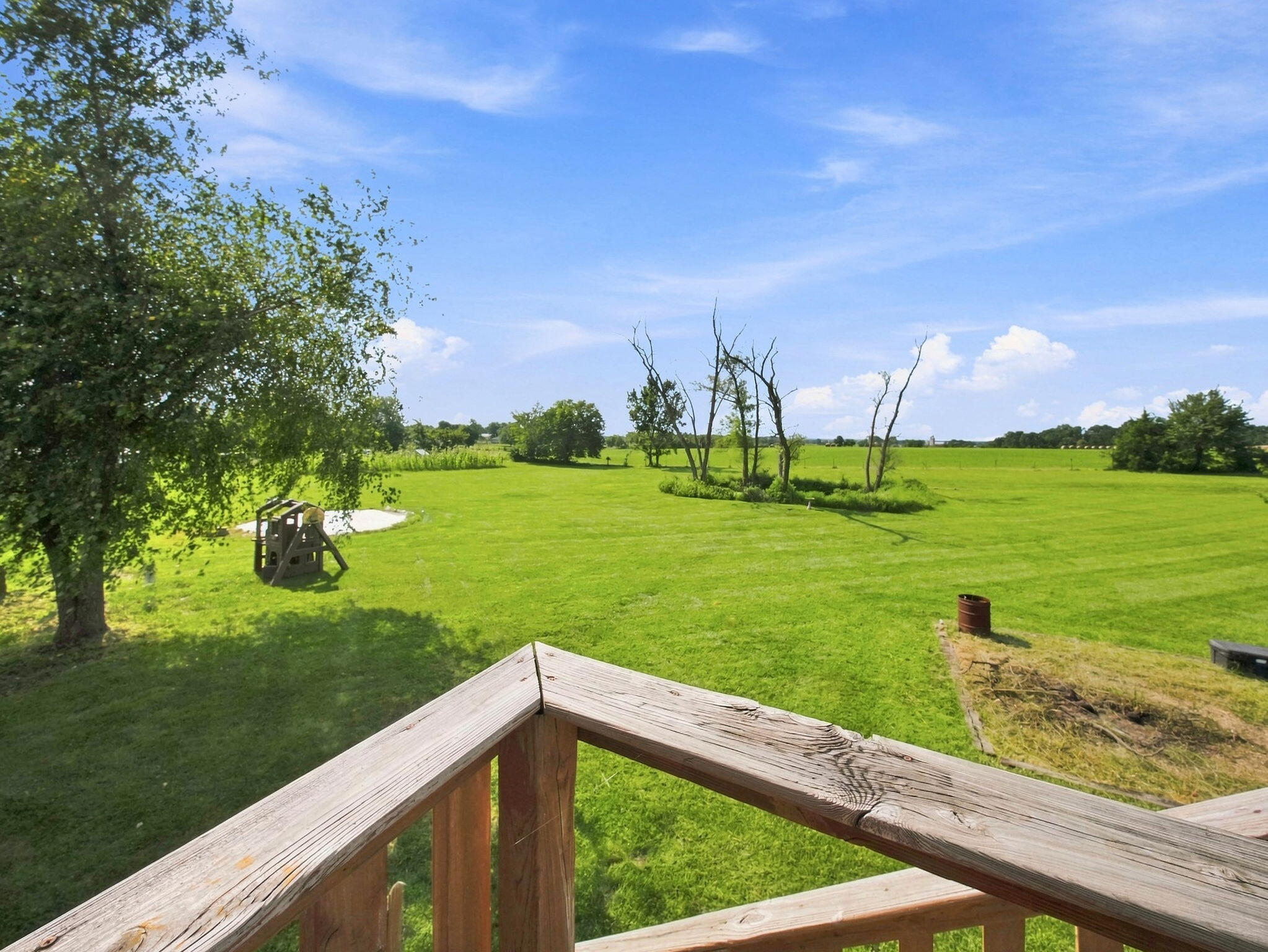 main property photo 38
