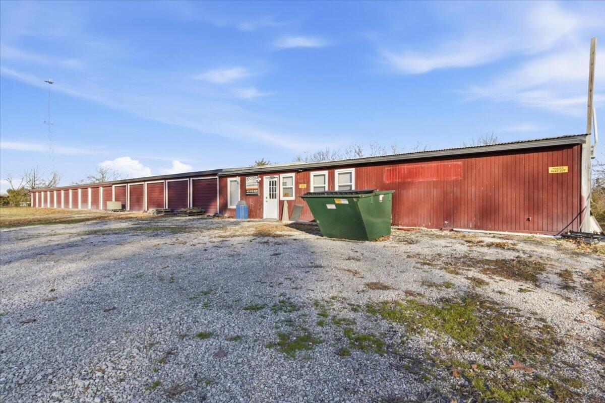 main property photo 24