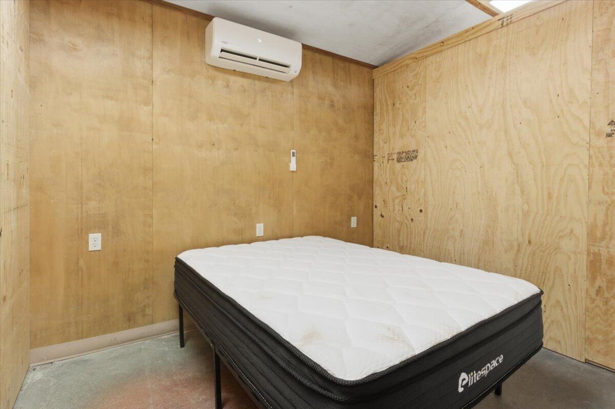 main property photo 70