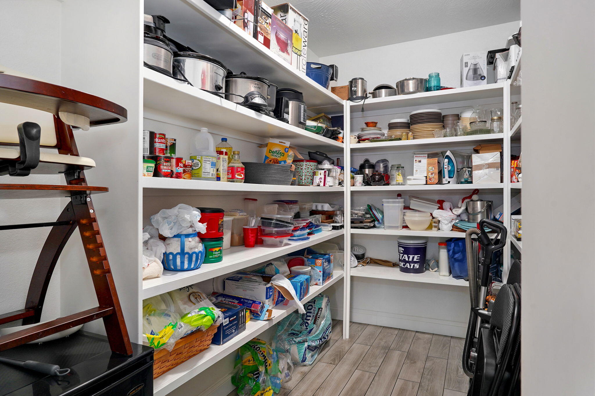 main property photo 18