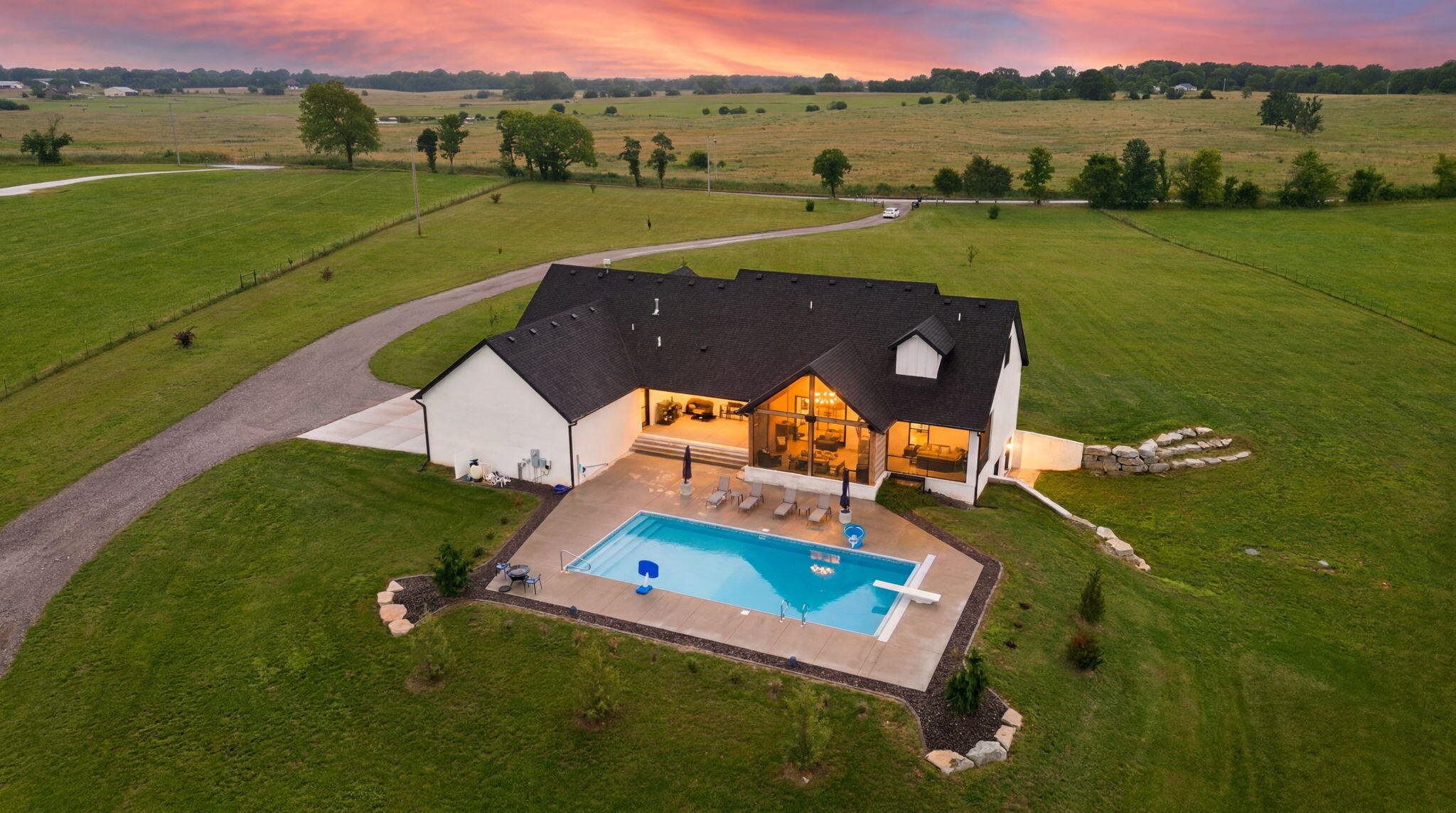 main property photo 78