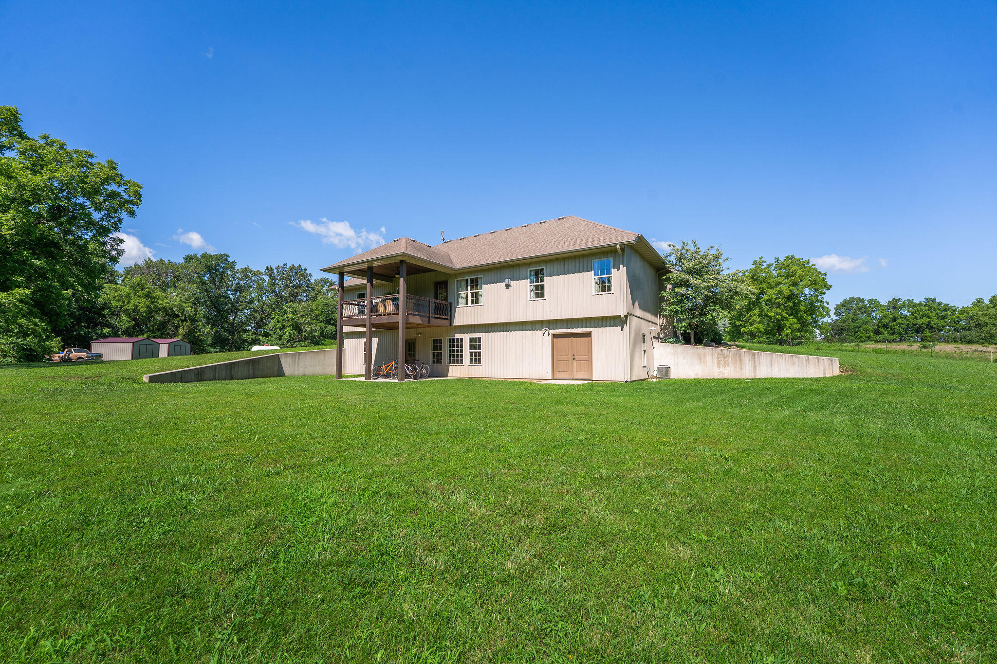 main property photo 48