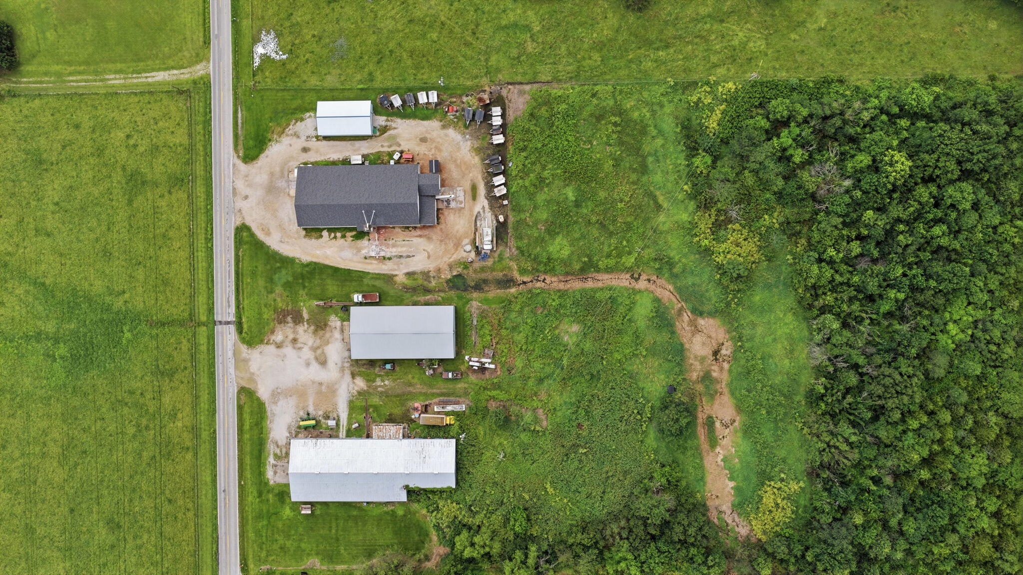 main property photo 22