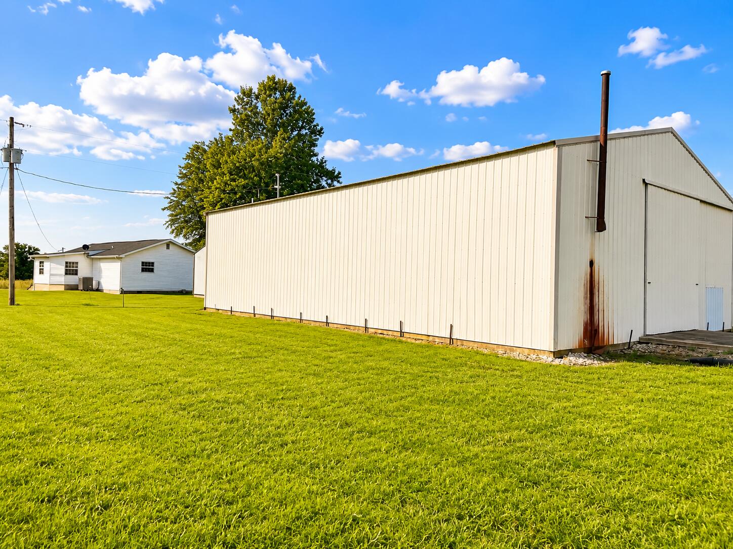 main property photo 42