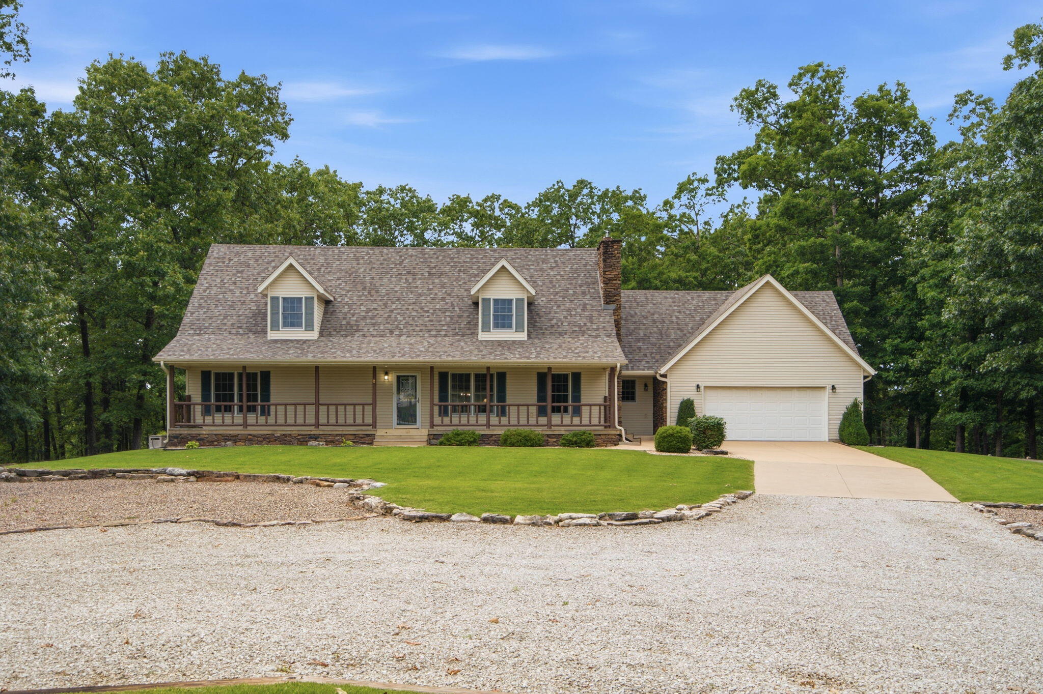 main property photo 2