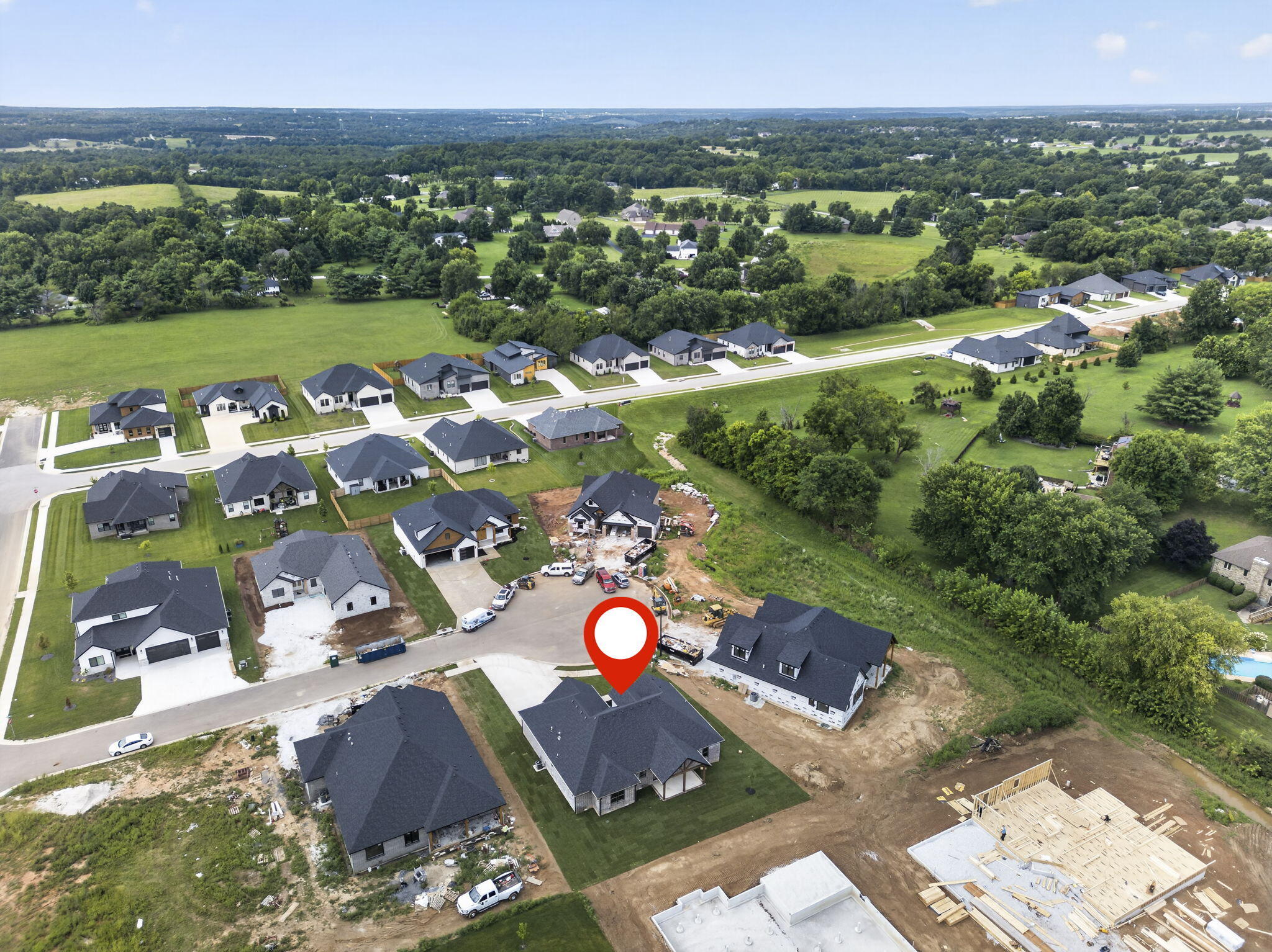 main property photo 40