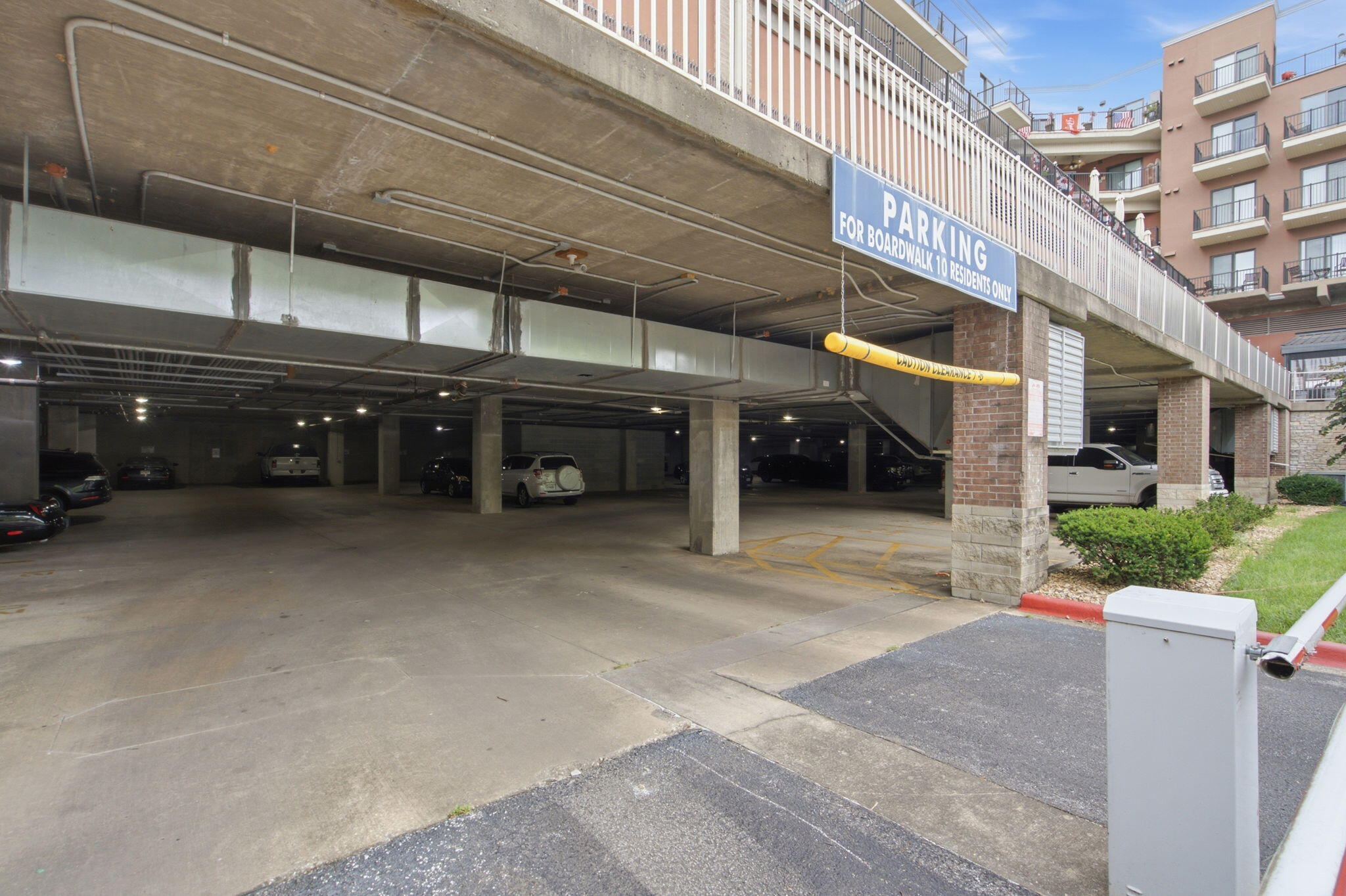 main property photo 35