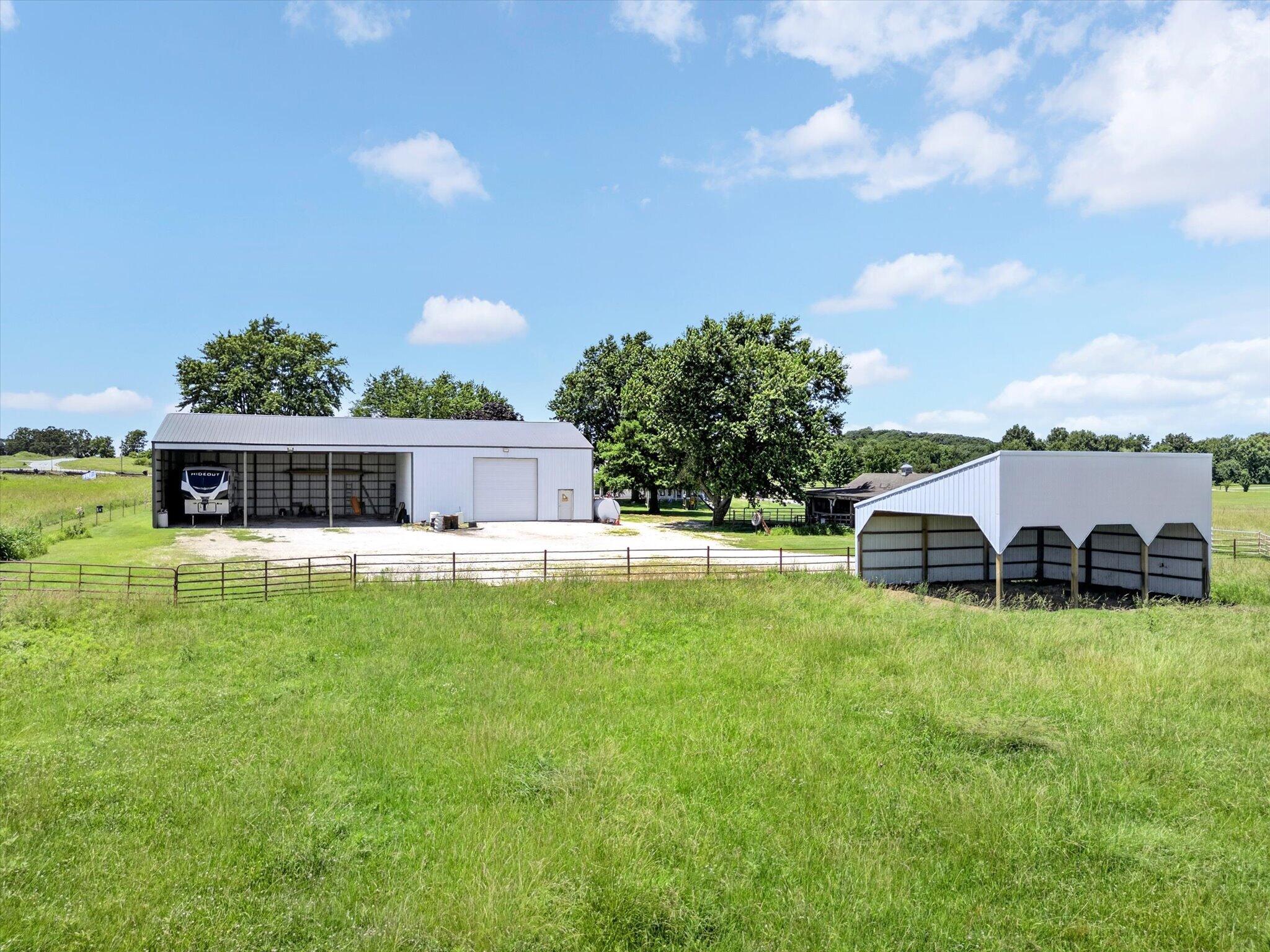 main property photo 50