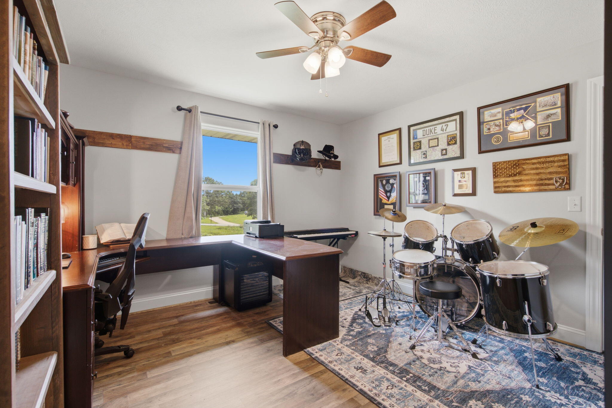 main property photo 18