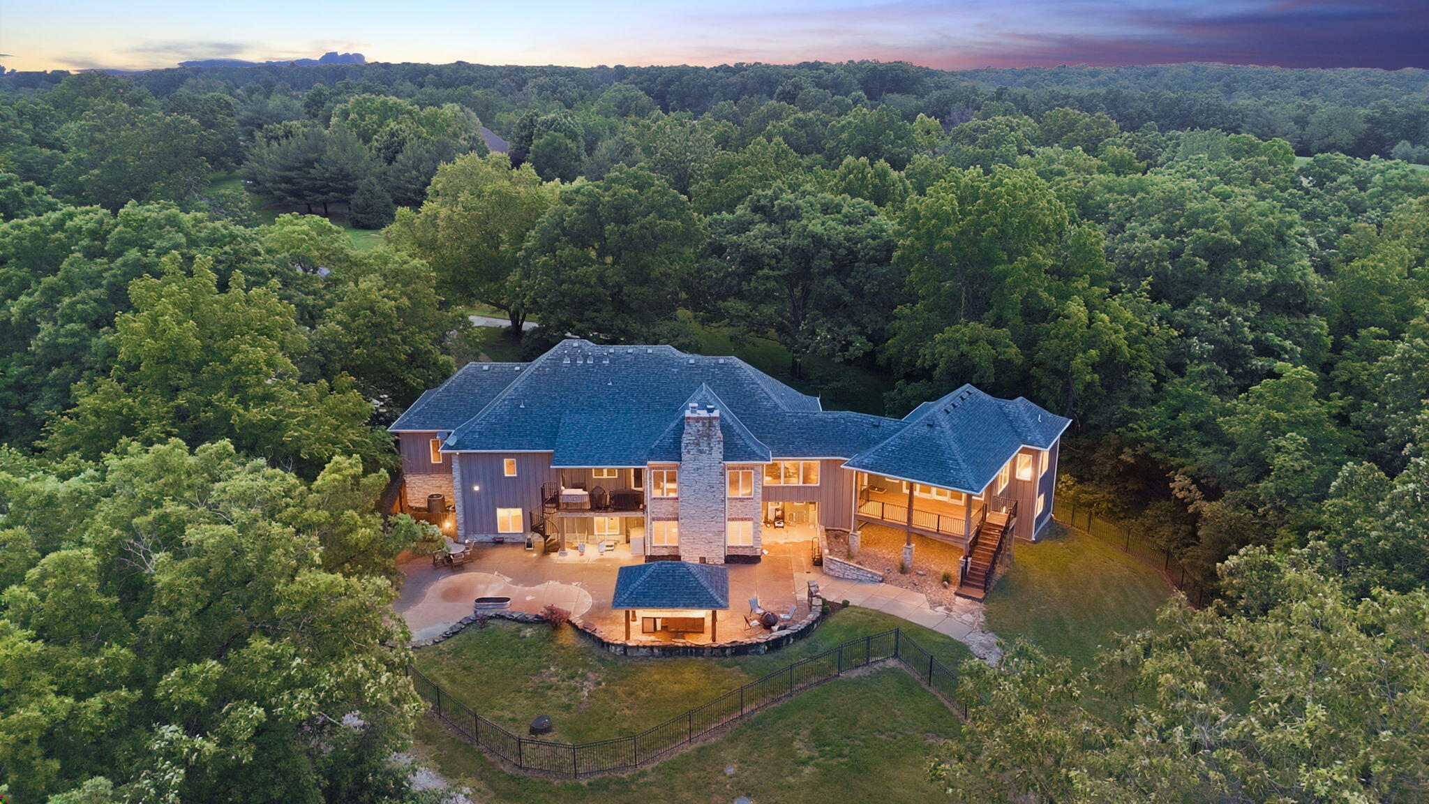 main property photo 5