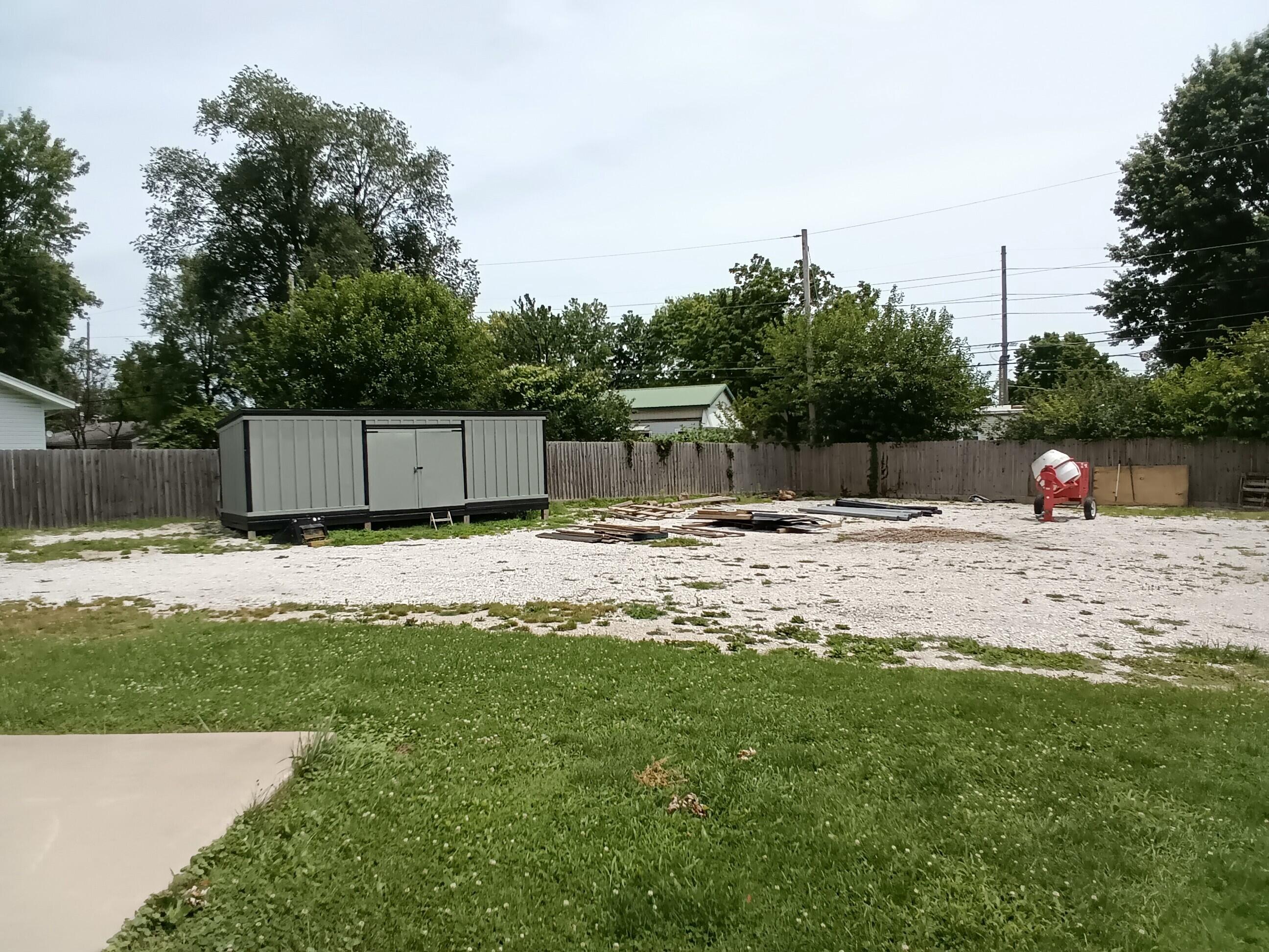 main property photo 34