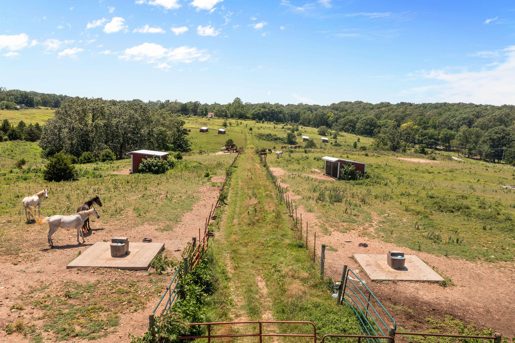 main property photo 17