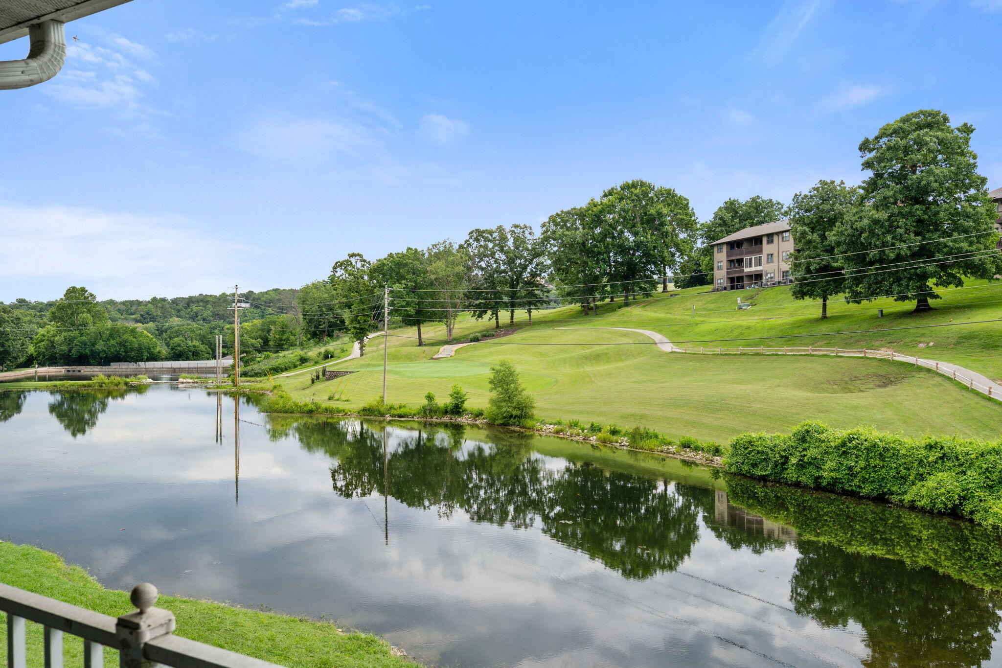 main property photo 41