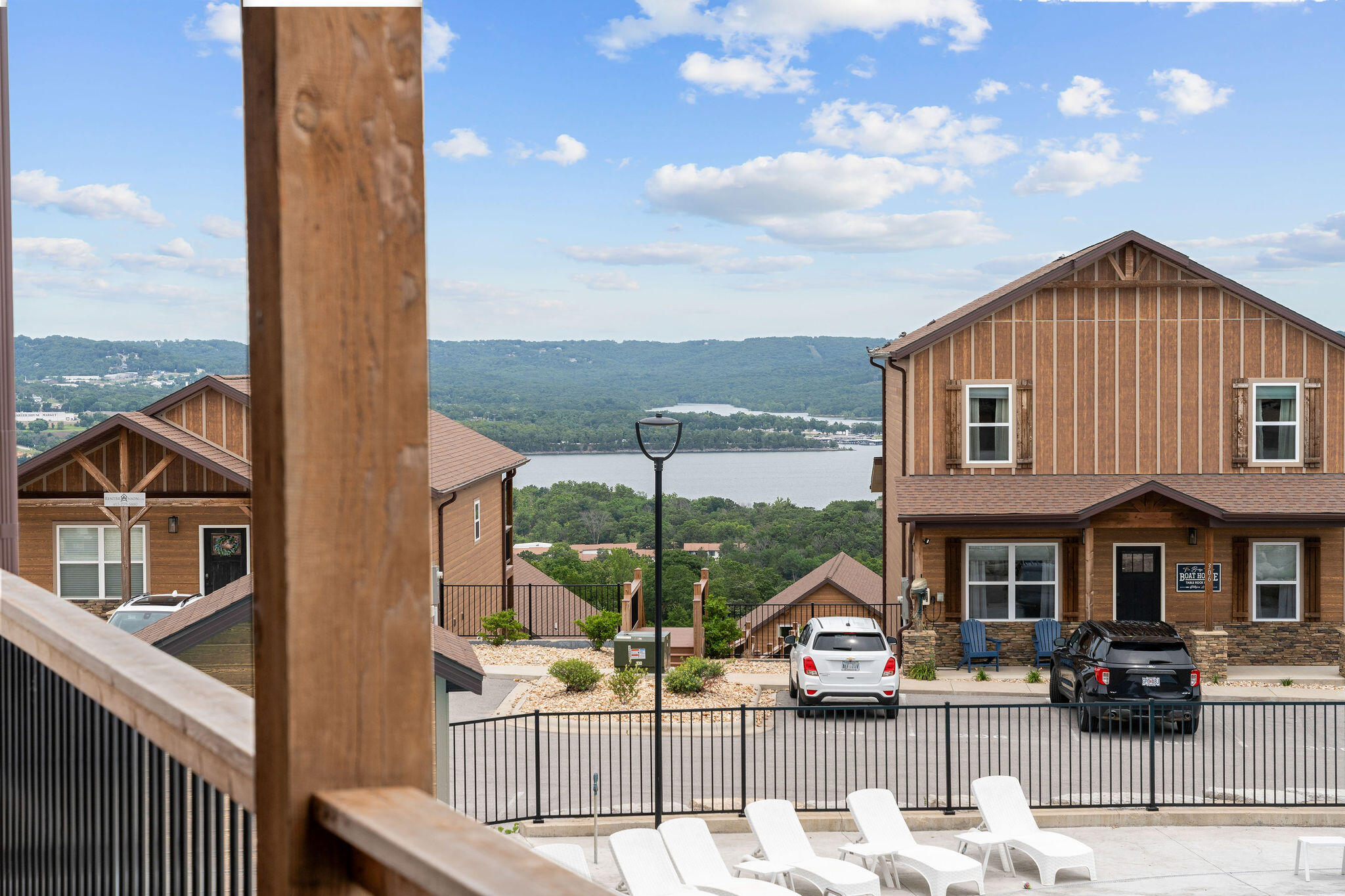 property viewer photo 2