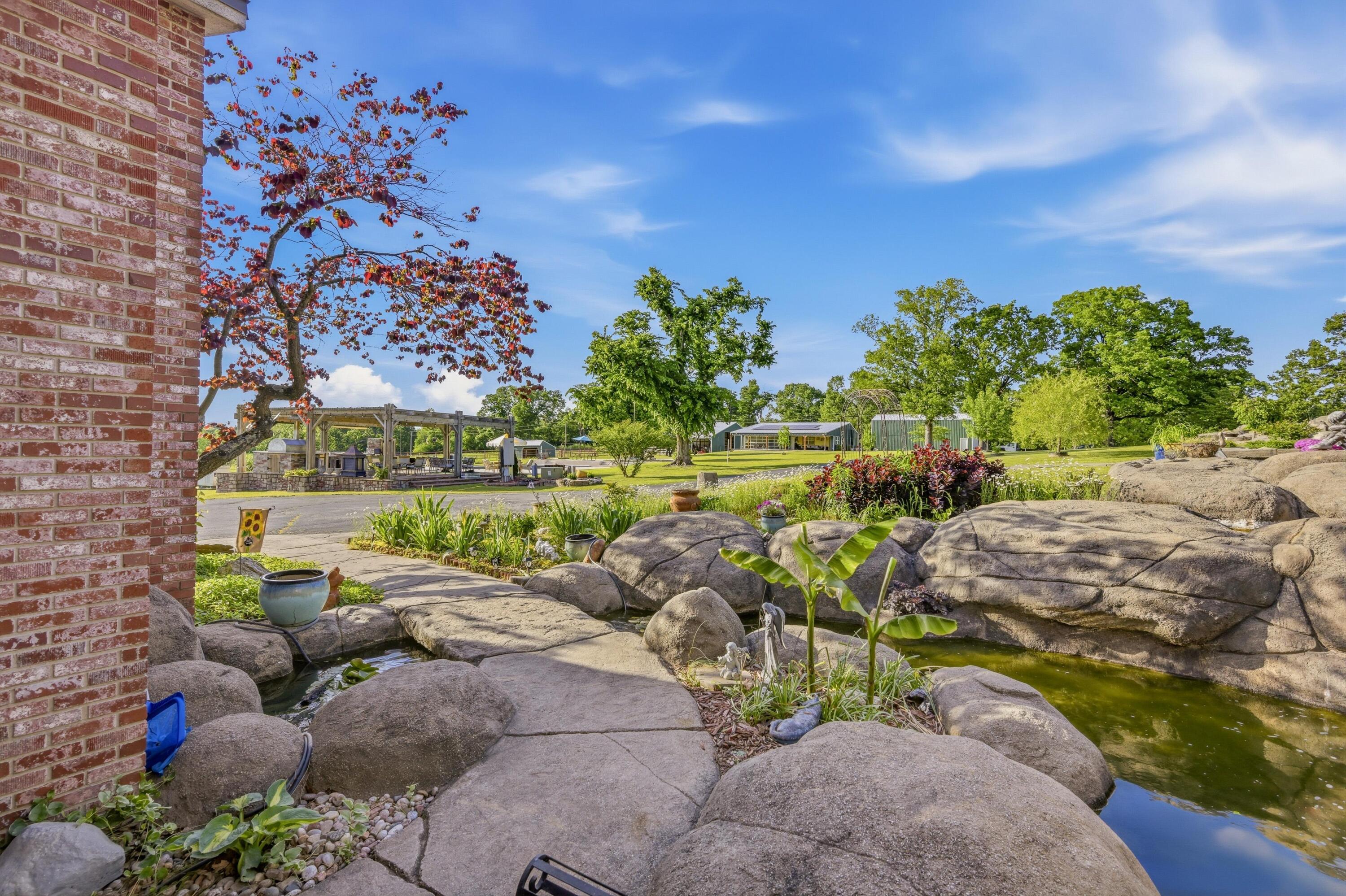 main property photo 13