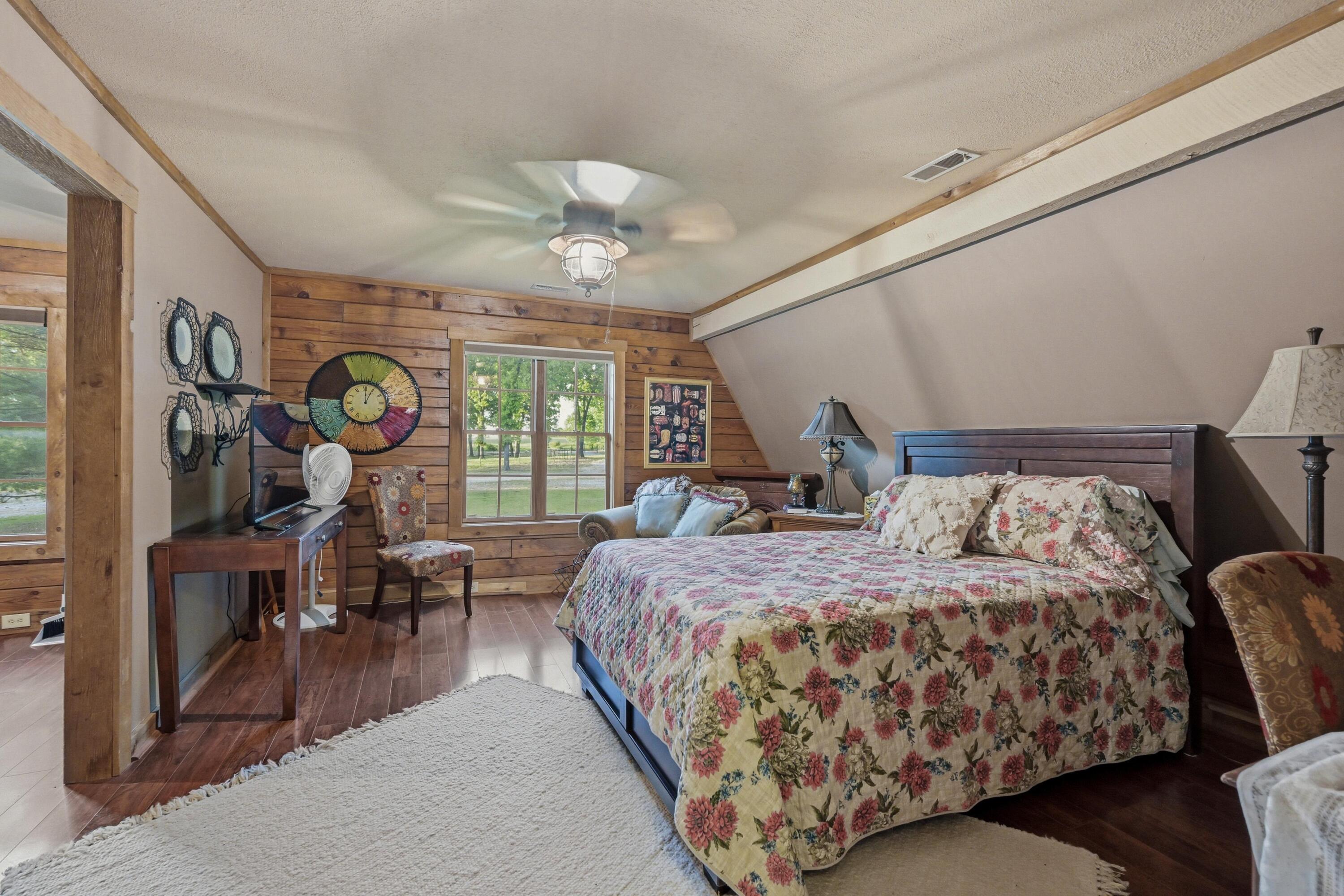 main property photo 160