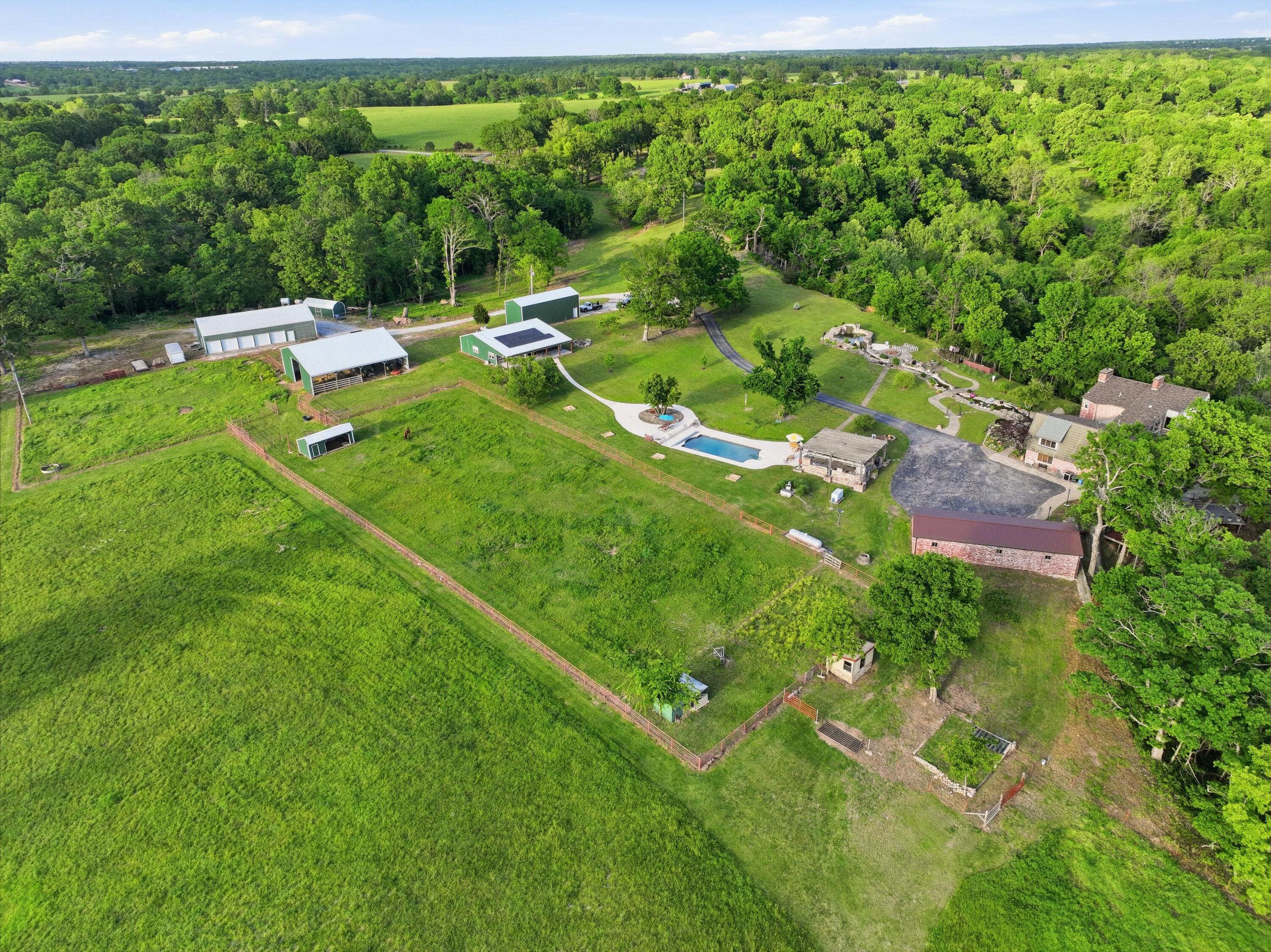 main property photo 177