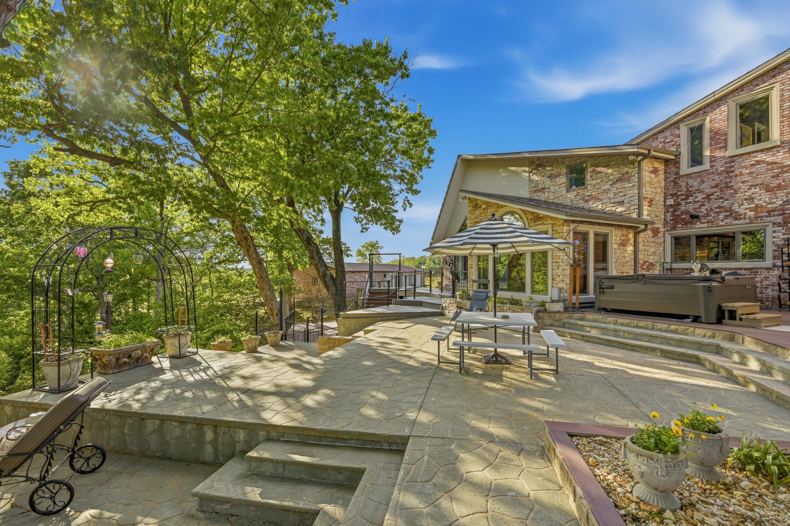 main property photo 70