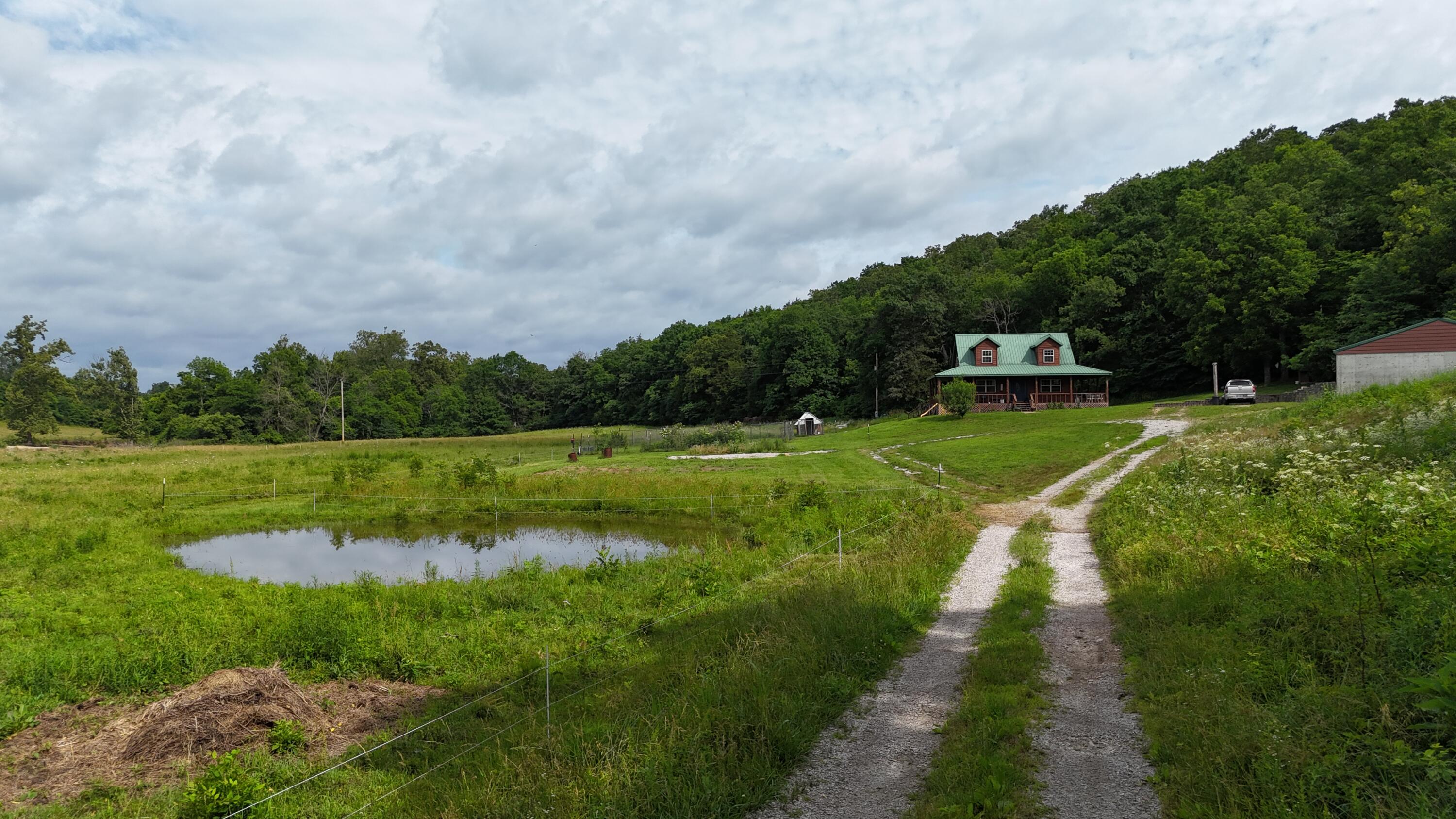 main property photo 33