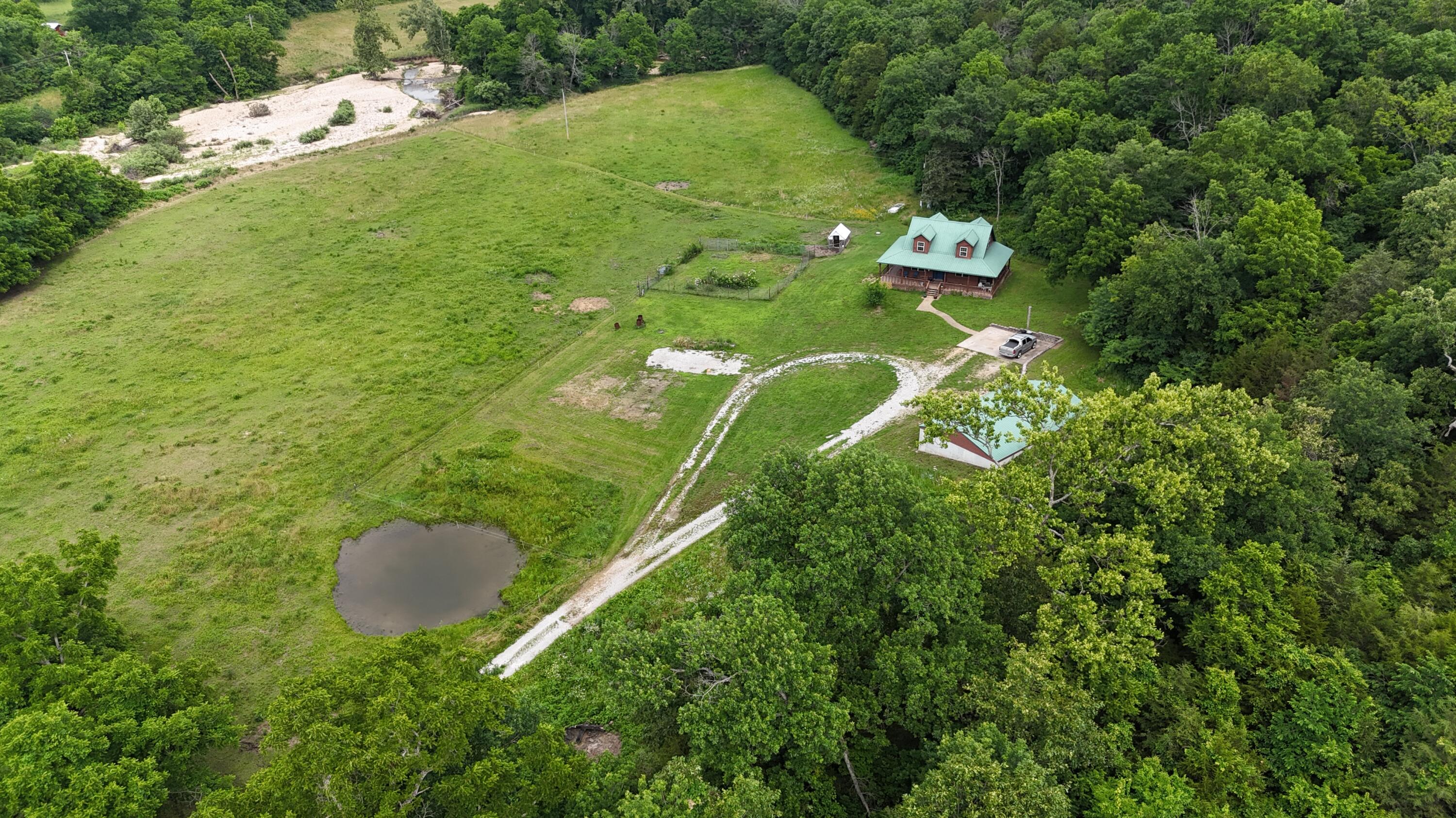 main property photo 35