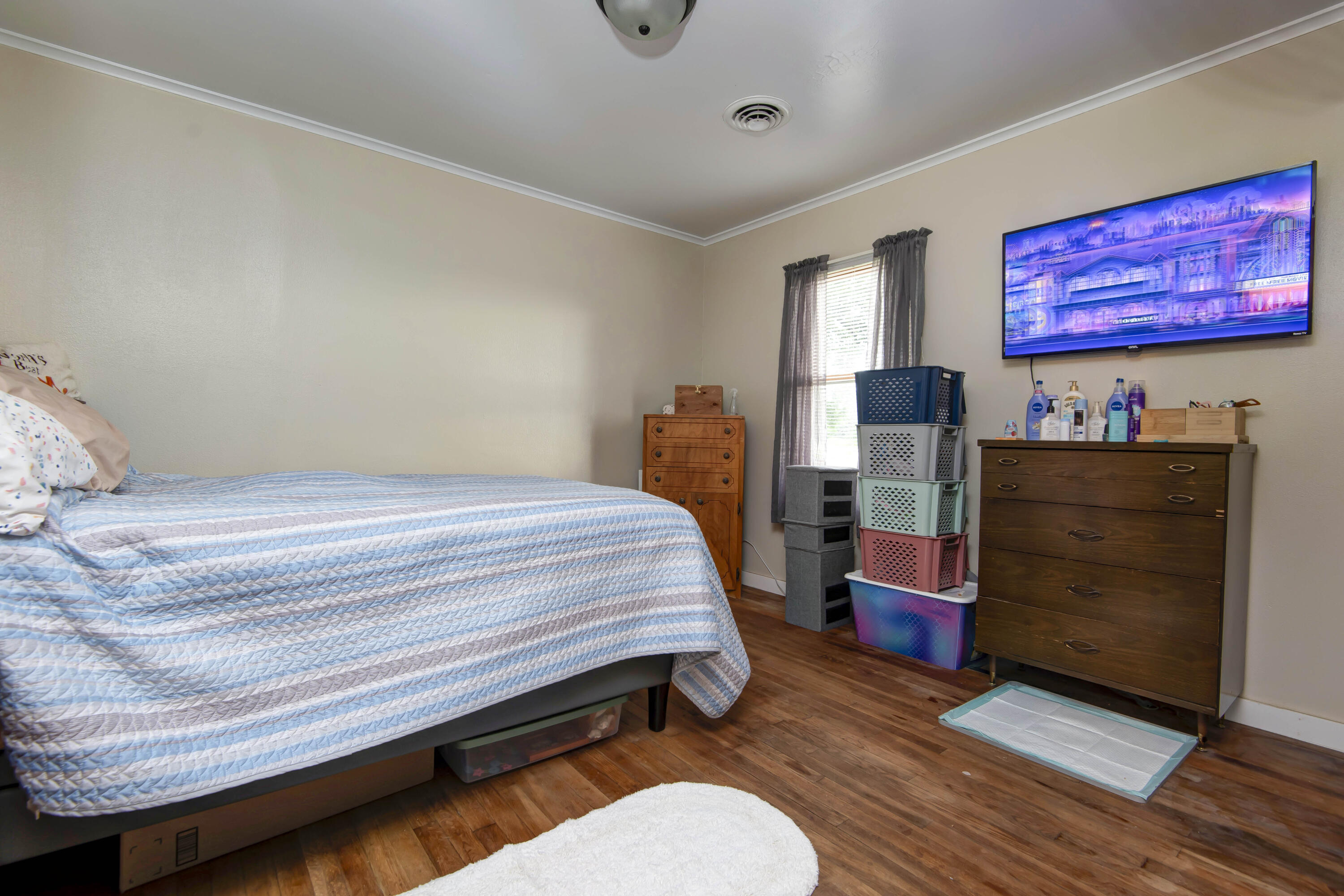 main property photo 6