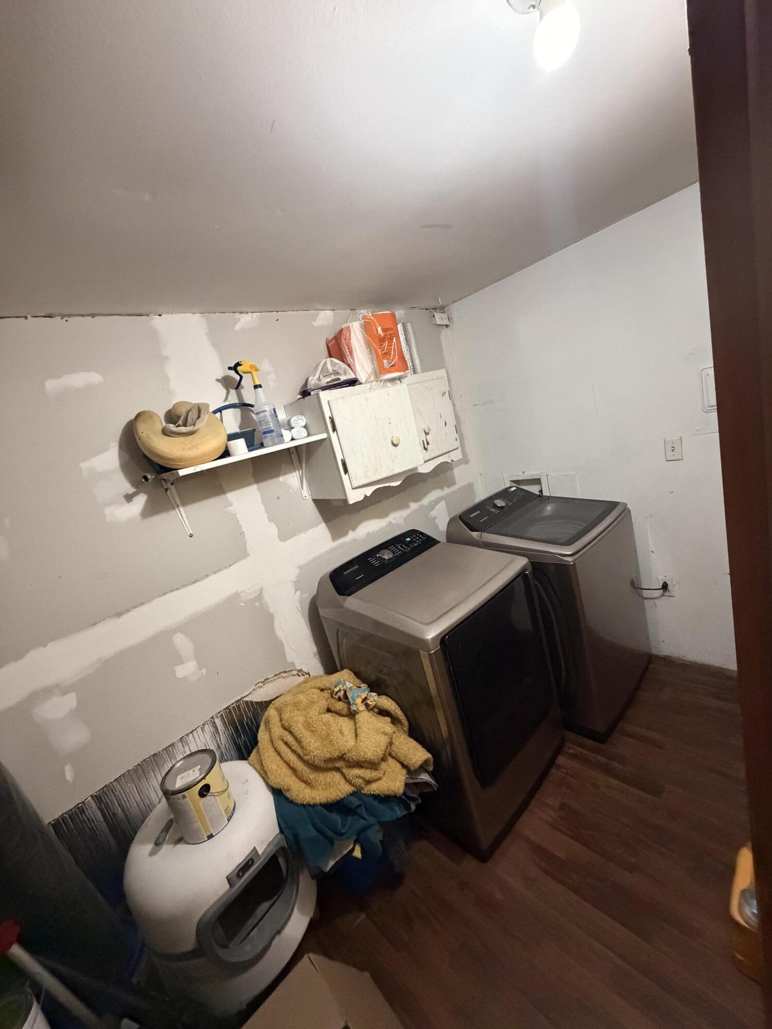 main property photo 16