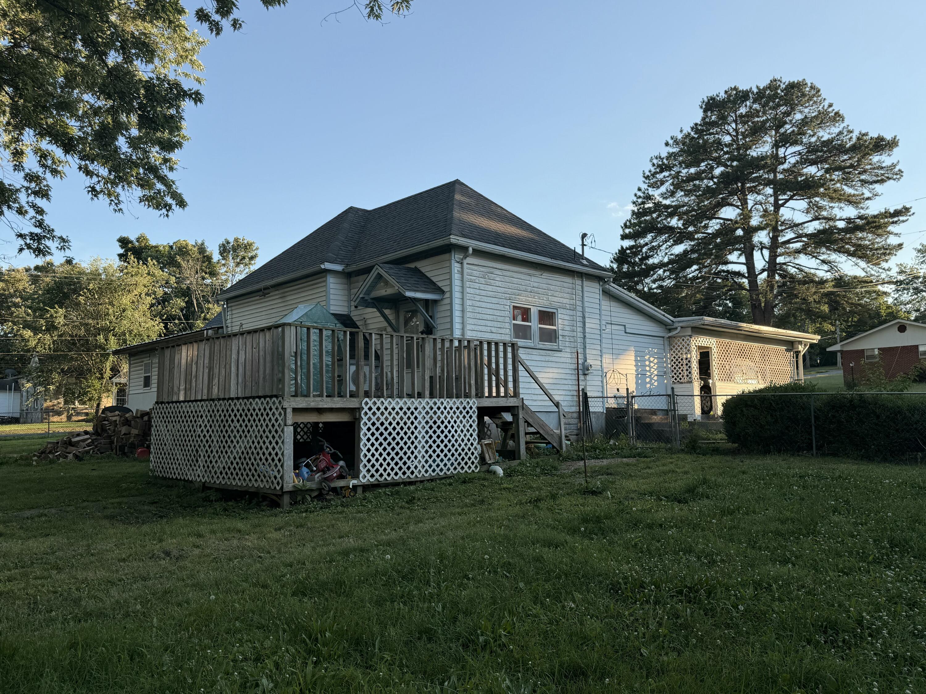 main property photo 5