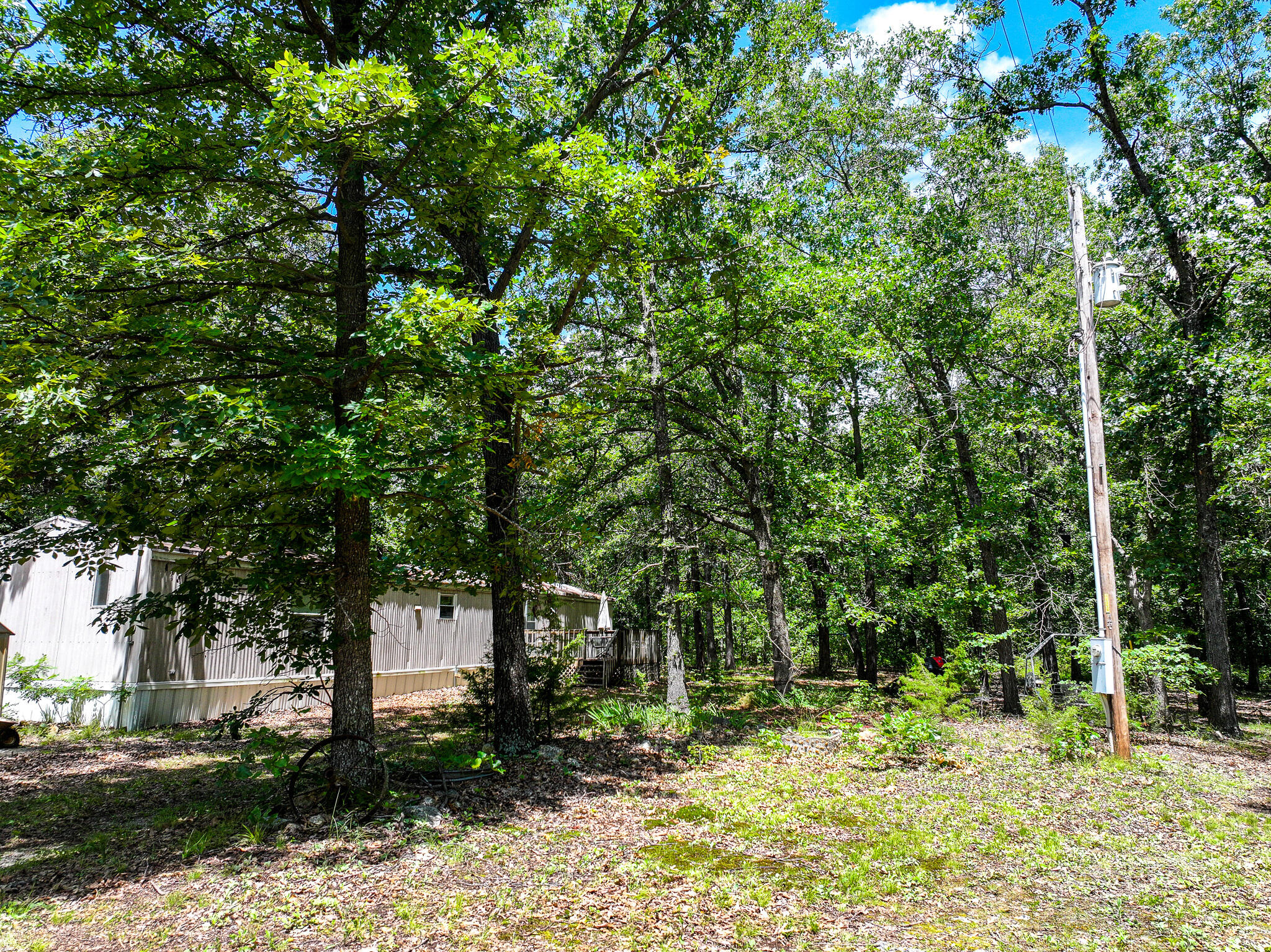 main property photo 32