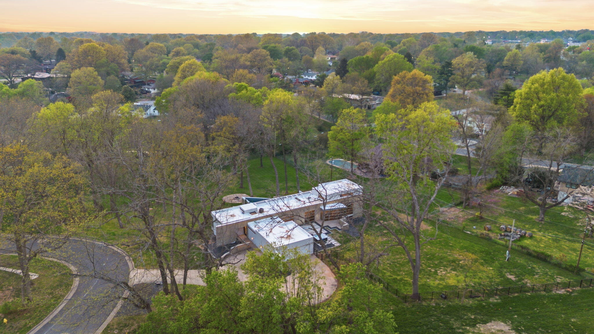 main property photo 80