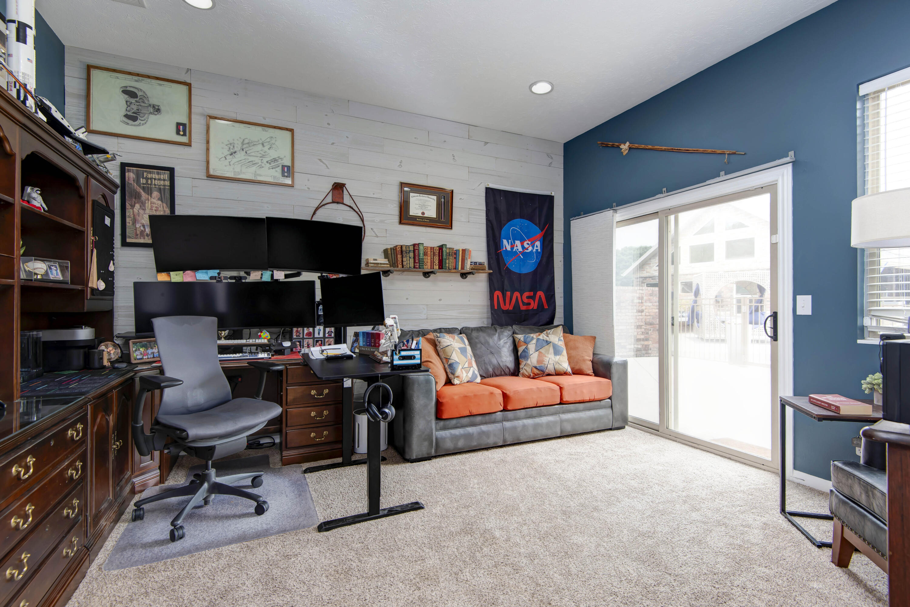 main property photo 27