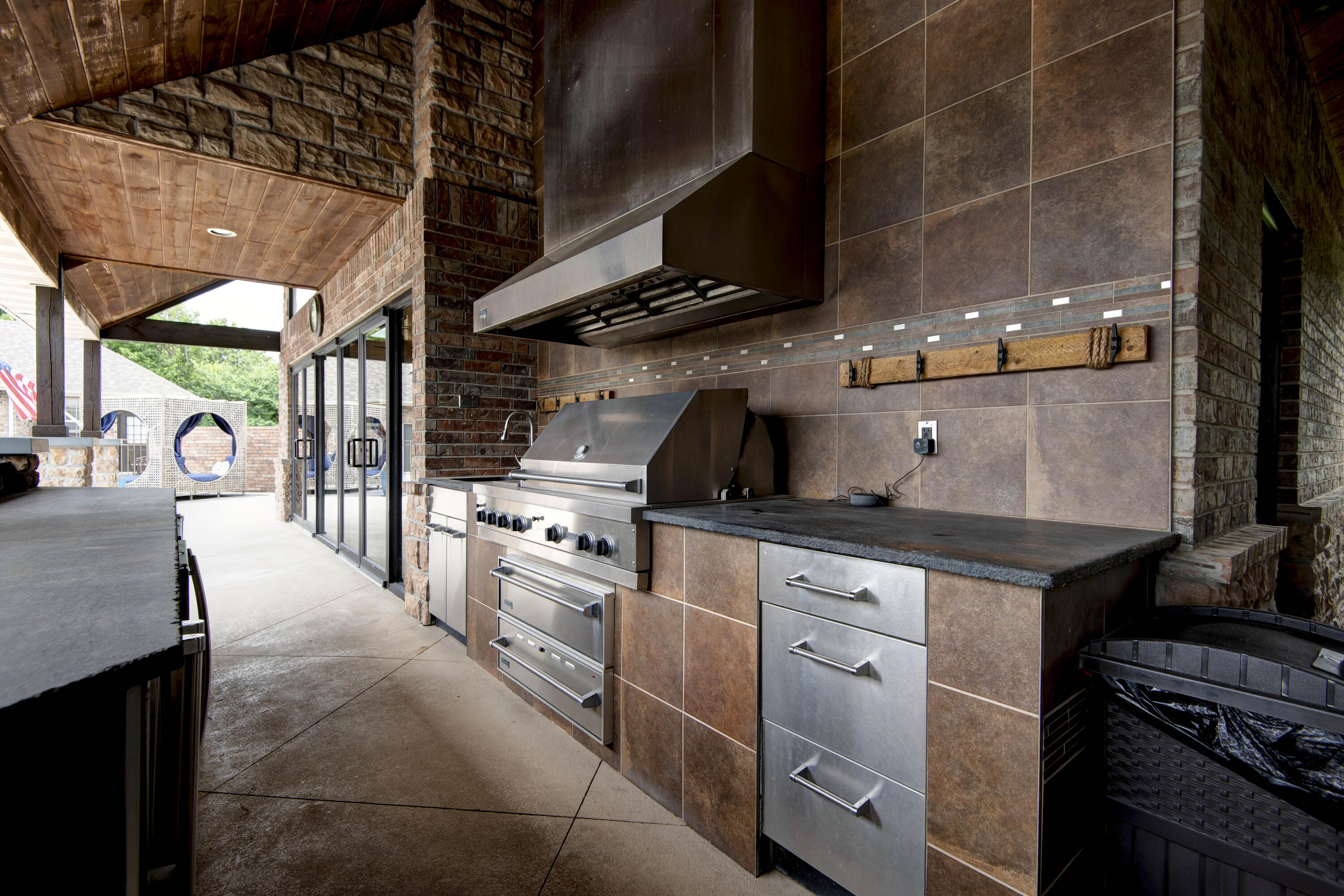 main property photo 58
