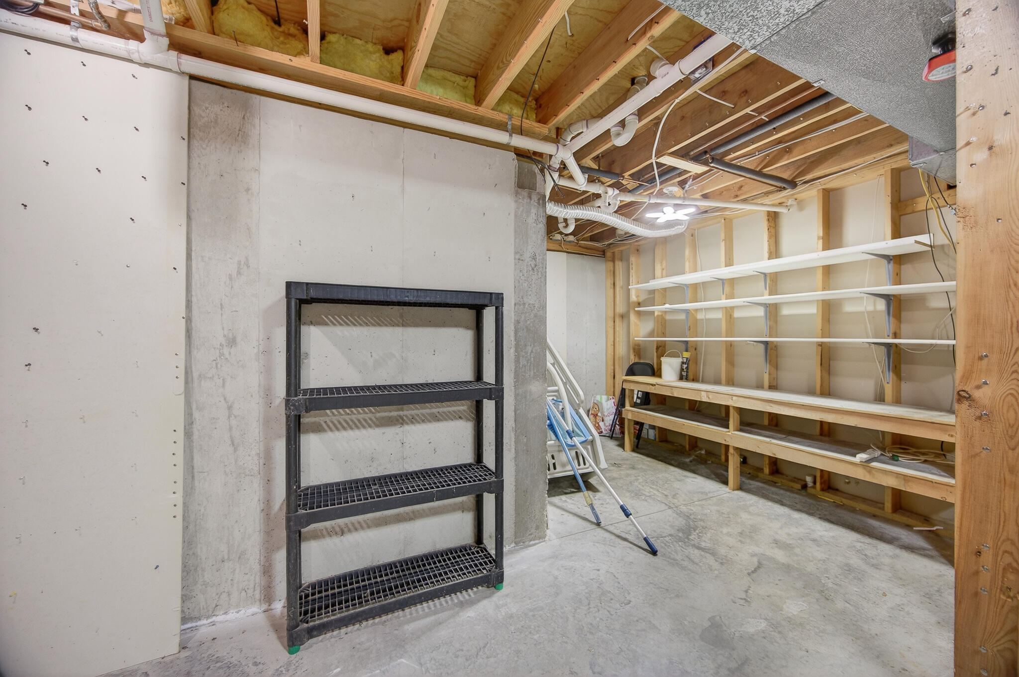 main property photo 50