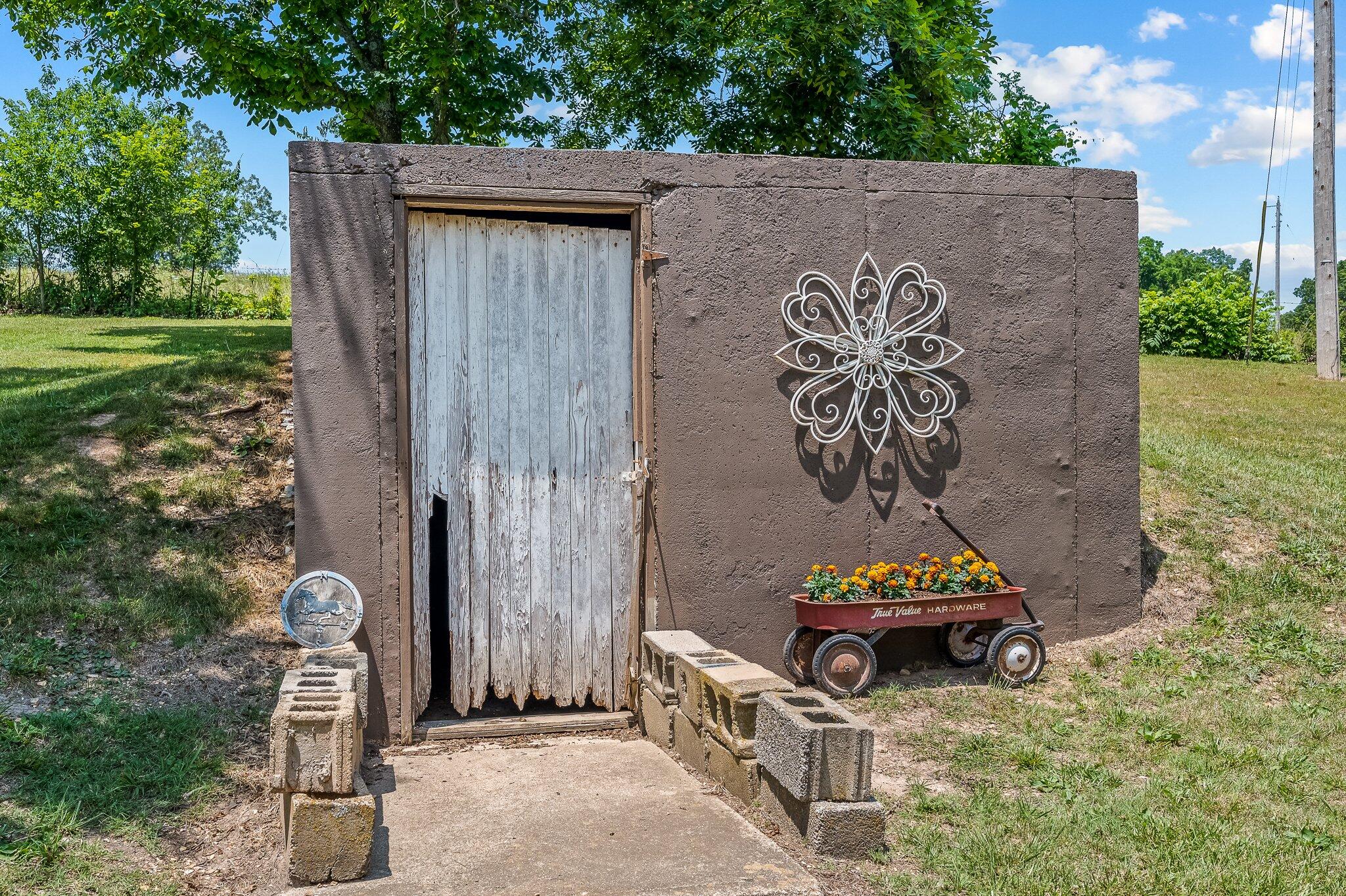 main property photo 22