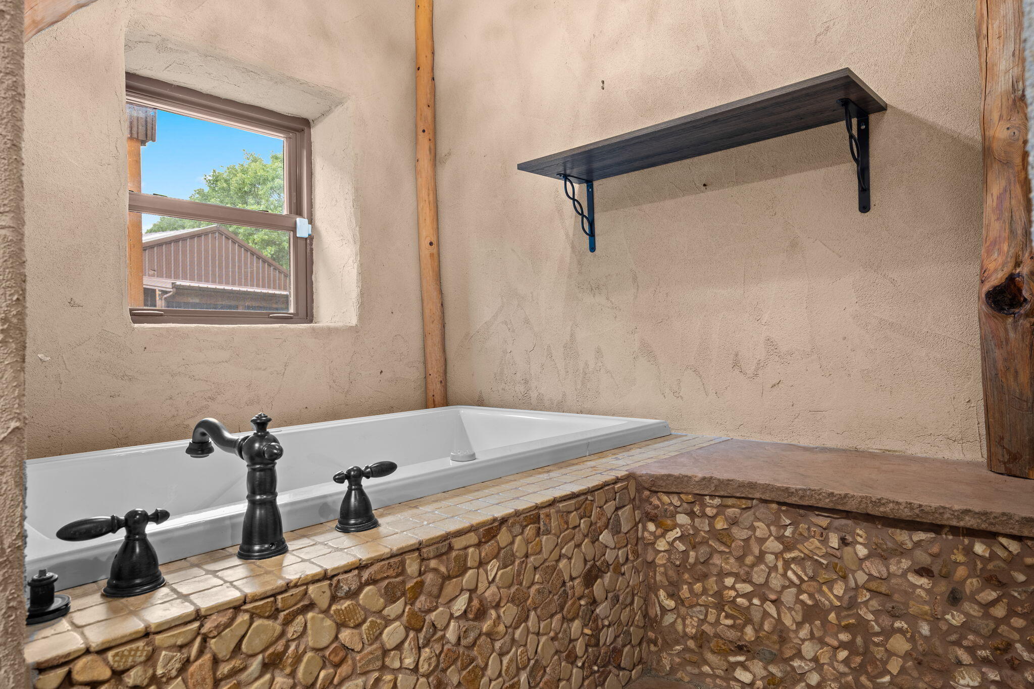 main property photo 36