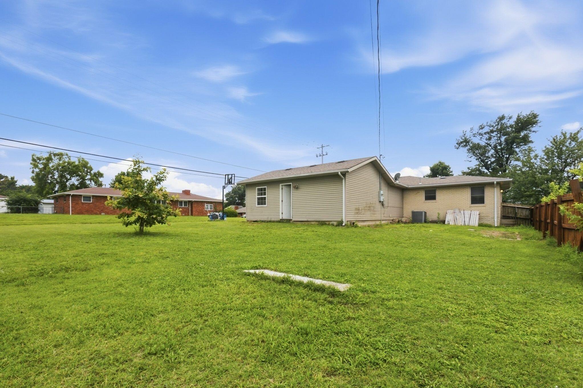 property viewer photo 23