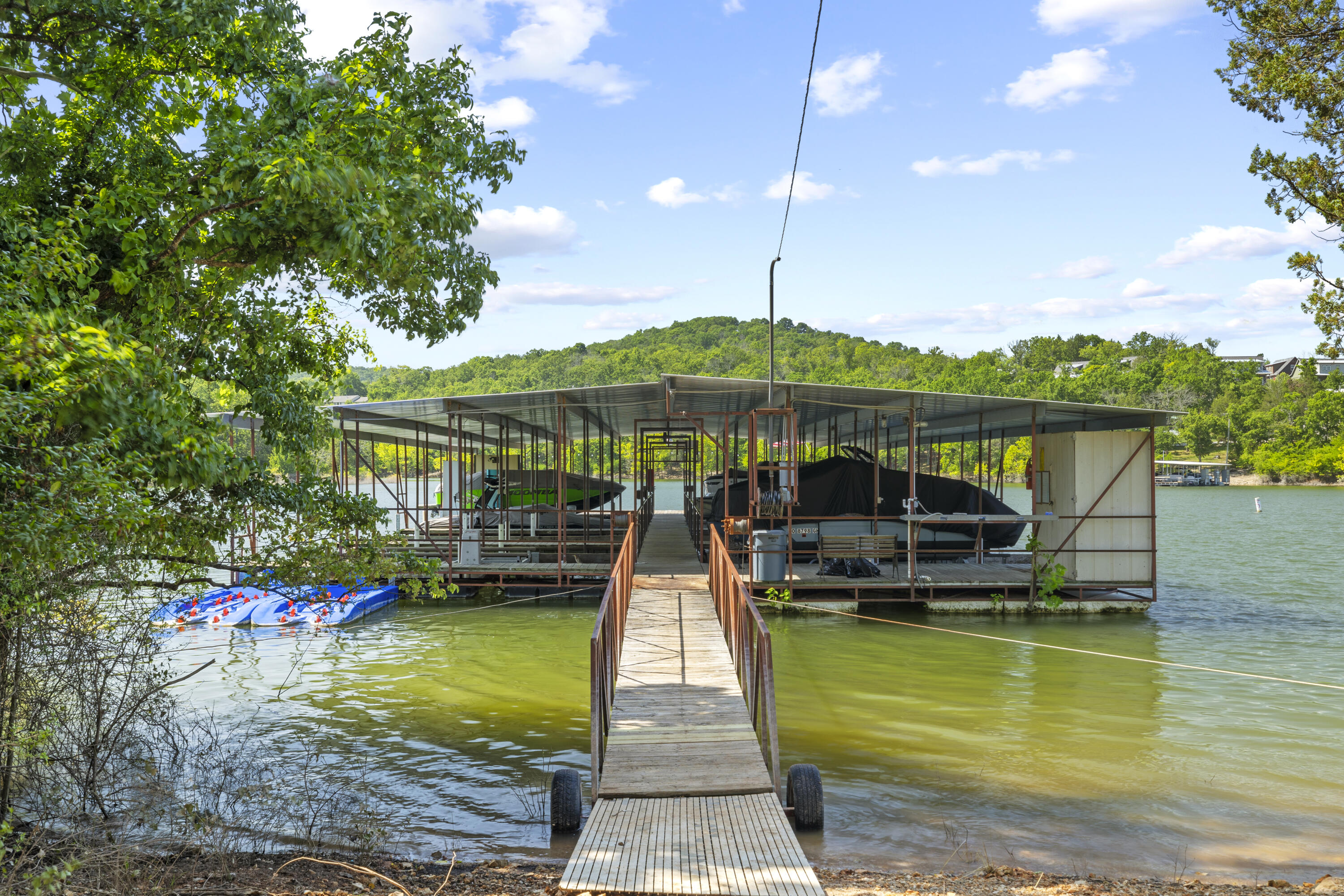 main property photo 43