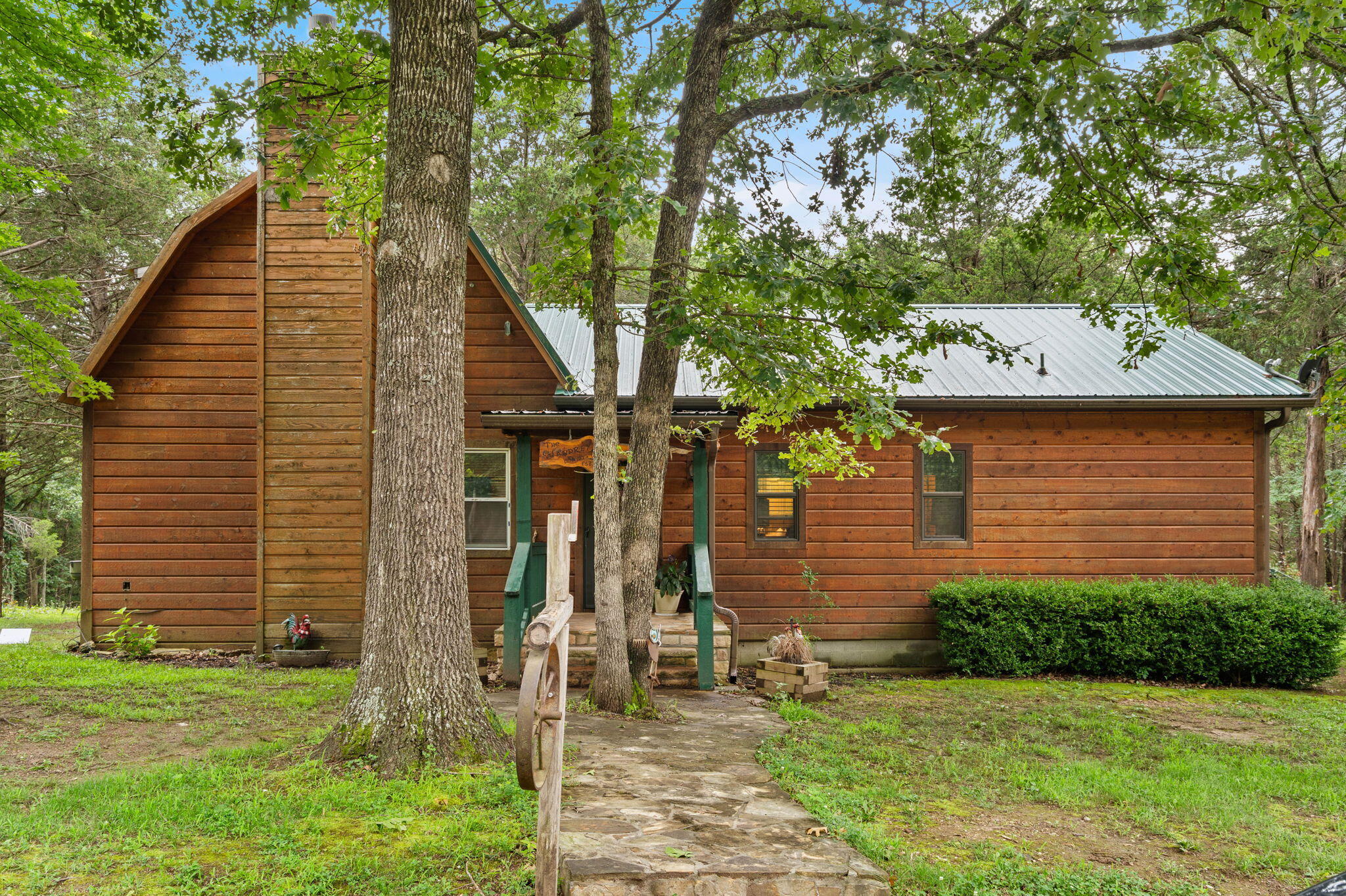 main property photo 16