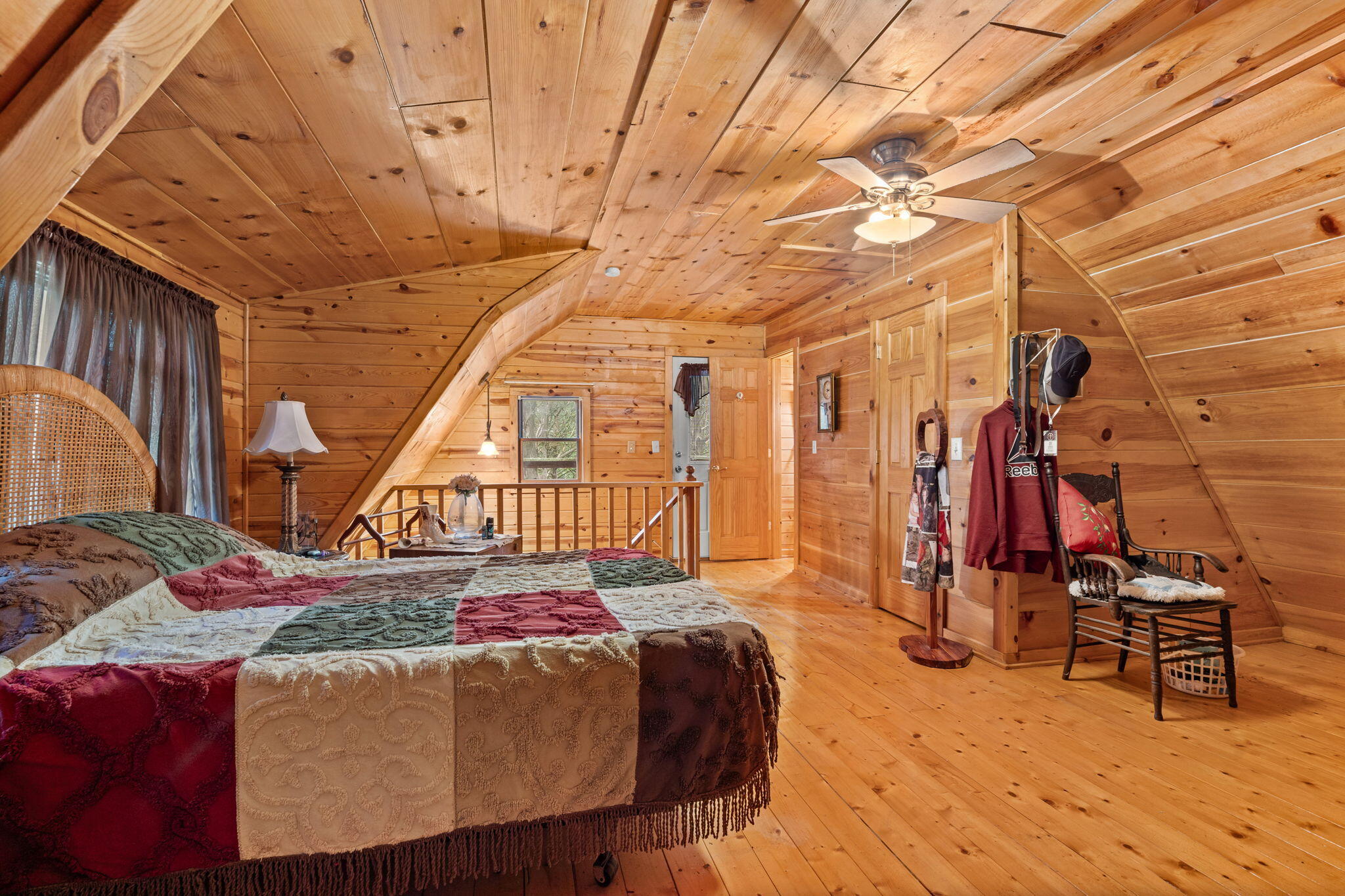 main property photo 22